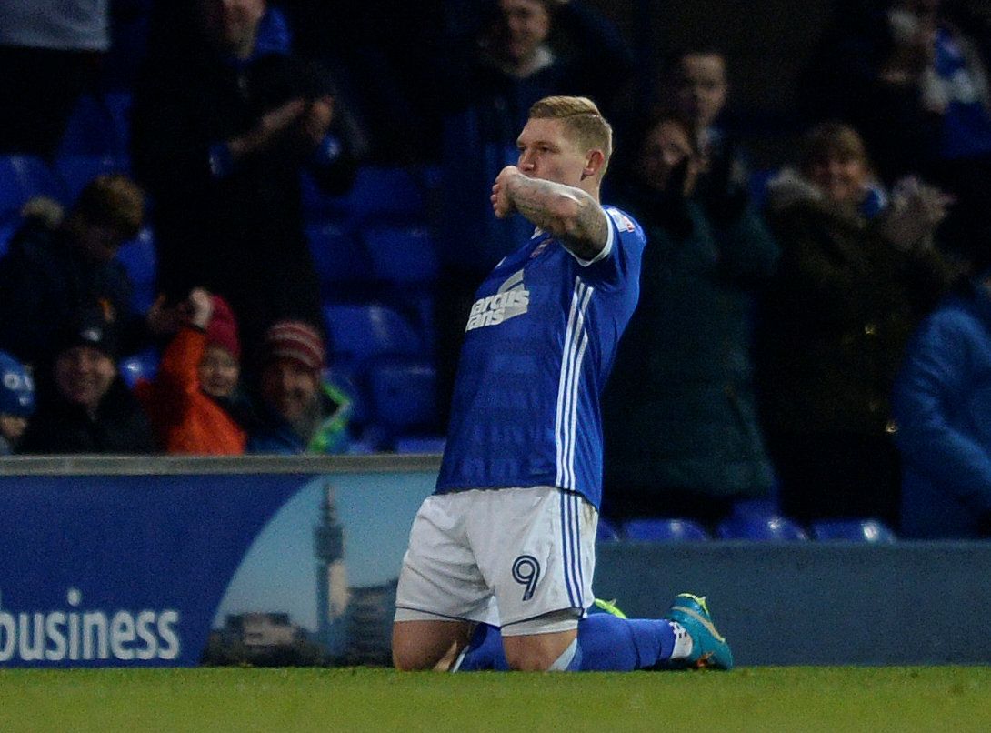 Soccer Football - Championship - Ipswich Town vs Nottingham Forest - Portman Road, Ipswich, Britain - December 2, 2017  Ipswich's Martyn Waghorn celebrates scoring their third goal   Action Images/Alan Walter  EDITORIAL USE ONLY. No use with unauthorized audio, video, data, fixture lists, club/league logos or 