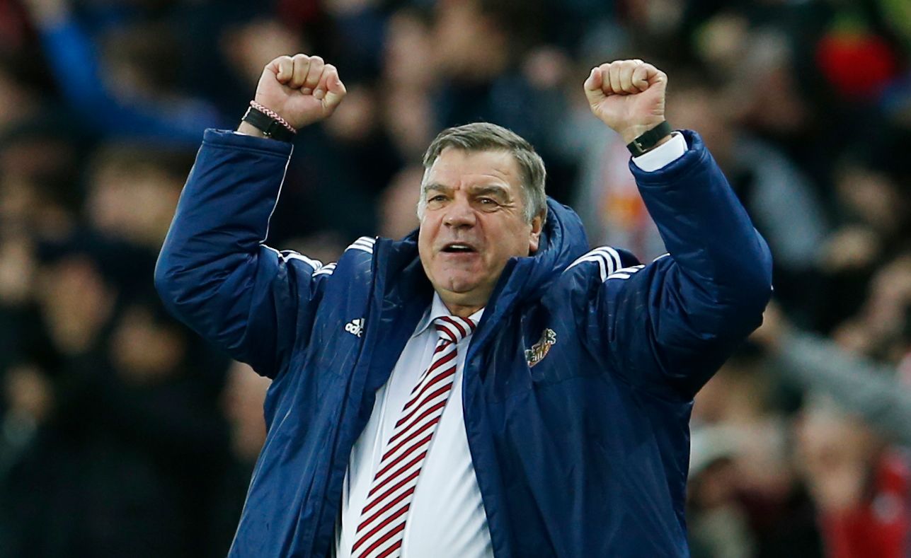 Football Soccer - Sunderland v AFC Bournemouth - Barclays Premier League - Stadium of Light - 23/1/16
Sunderland manager Sam Allardyce celebrates after Patrick van Aanholt (not pictured) scores their first goal
Action Images via Reuters / Lee Smith
Livepic
EDITORIAL USE ONLY. No use with unauthorized audio, video, data, fixture lists, club/league logos or 