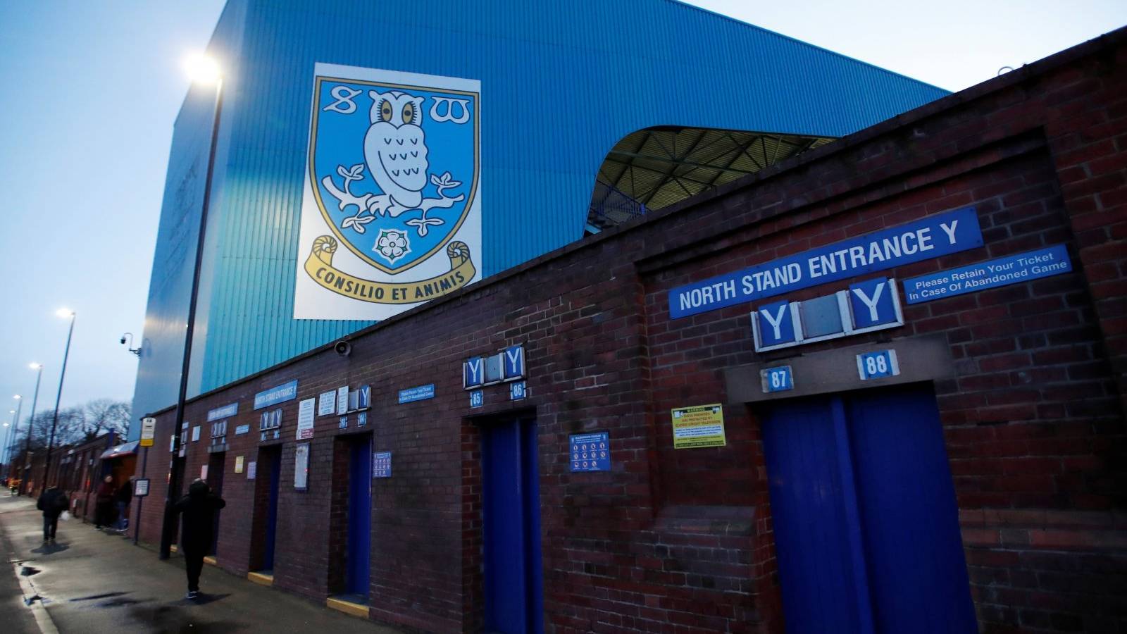 Chris Wilder speaks out following dig from key Sheffield Wednesday figure