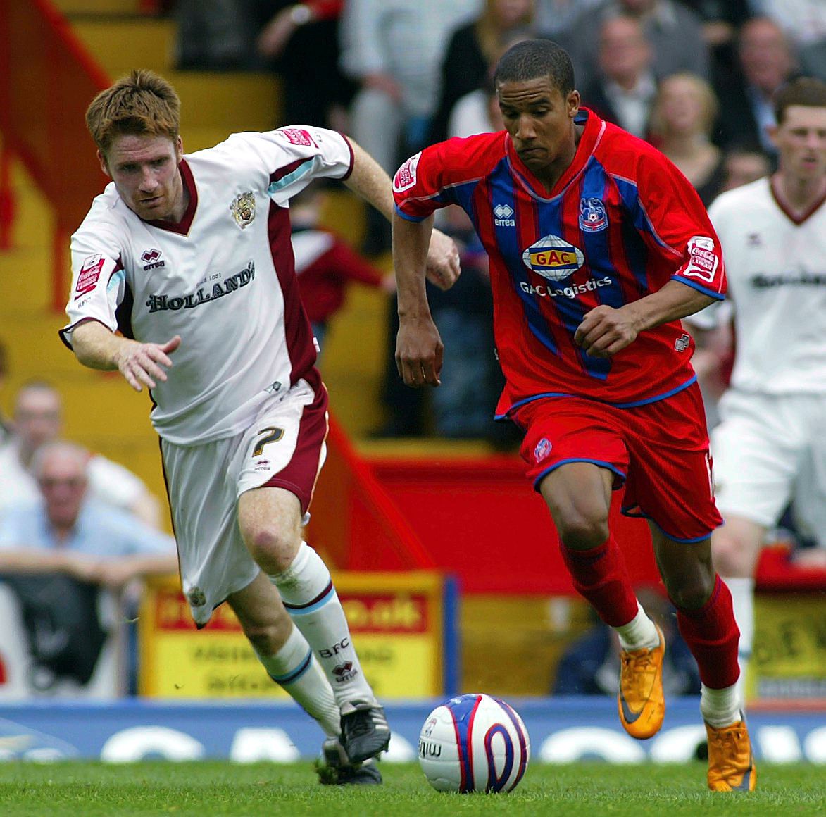 Football - Crystal Palace v Burnley Coca-Cola Football League Championship  - Selhurst Park - 4/5/08 
Scott Sinclair (R) of Crystal Palace in action with James O'Connor of Burnley 
Mandatory Credit: Action Images / David Field 
Livepic