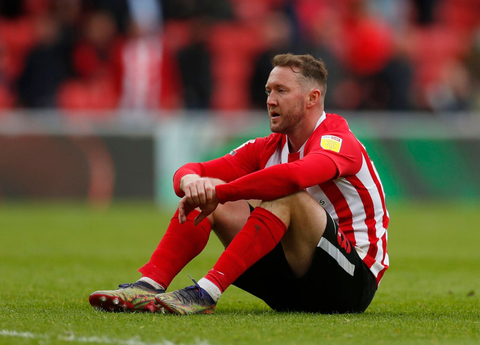 Soccer Football - League One Play-Off Semi Final Second Leg - Sunderland v Lincoln City - Stadium of Light, Sunderland, Britain - May 22, 2021  Sunderland's Aiden McGeady looks dejected after the match Action Images/Lee Smith EDITORIAL USE ONLY. No use with unauthorized audio, video, data, fixture lists, club/league logos or 'live' services. Online in-match use limited to 75 images, no video emulation. No use in betting, games or single club /league/player publications.  Please contact your acco