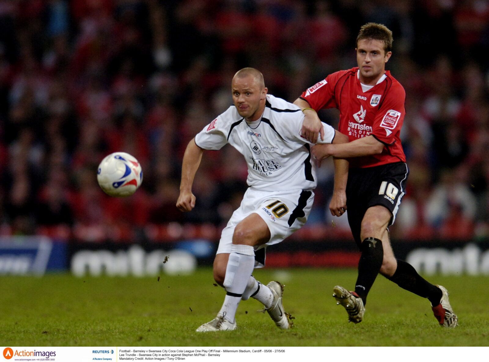 Football - Barnsley v Swansea City Coca-Cola  League One Play Off Final - Millennium Stadium, Cardiff - 05/06 - 27/5/06 
Lee Trundle - Swansea City in action against Stephen McPhail - Barnsley 
Mandatory Credit: Action Images / Tony O'Brien