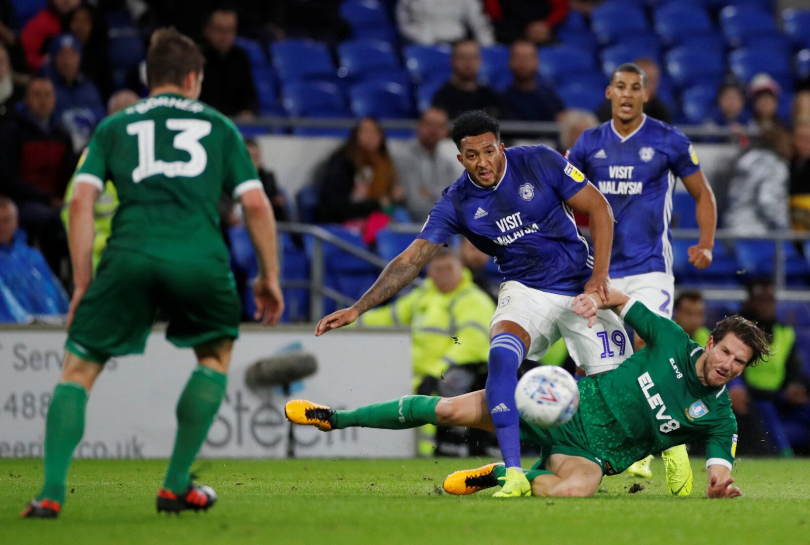 Soccer Football - Championship - Cardiff City v Sheffield Wednesday - Cardiff City Stadium, Cardiff, Britain - October 18, 2019   Sheffield Wednesday's Sam Hutchinson and Cardiff City's Nathaniel Mendez-Laing in action   Action Images/Paul Childs    EDITORIAL USE ONLY. No use with unauthorized audio, video, data, fixture lists, club/league logos or 