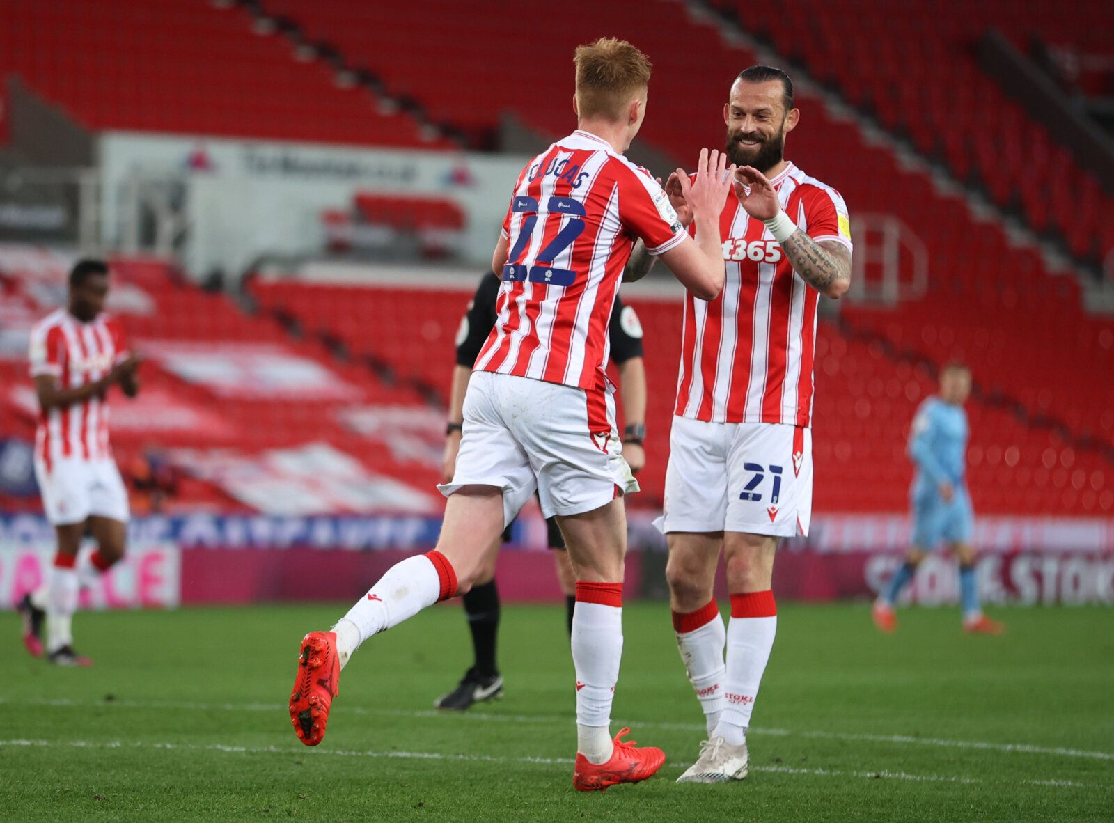 Soccer Football - Championship - Stoke City v Coventry City - bet365 Stadium, Stoke-on-Trent, Britain - April 21, 2021 Stoke City's Sam Clucas celebrates scoring their second goal Action Images/Molly Darlington EDITORIAL USE ONLY. No use with unauthorized audio, video, data, fixture lists, club/league logos or 'live' services. Online in-match use limited to 75 images, no video emulation. No use in betting, games or single club /league/player publications.  Please contact your account representat