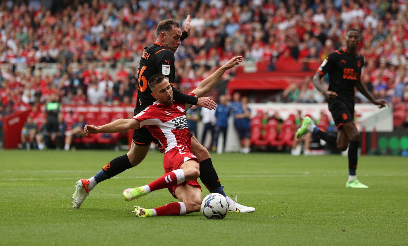 Soccer Football - Championship - Middlesbrough v Blackpool - Riverside Stadium, Middlesbrough, Britain - September 18, 2021 Blackpool's Richard Keogh in action Action Images/Lee Smith EDITORIAL USE ONLY. No use with unauthorized audio, video, data, fixture lists, club/league logos or 'live' services. Online in-match use limited to 75 images, no video emulation. No use in betting, games or single club /league/player publications.  Please contact your account representative for further details.