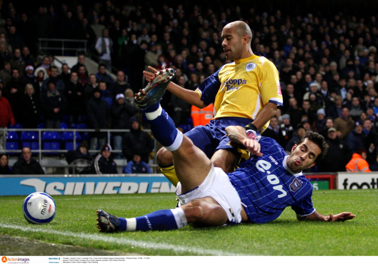 Football - Ipswich Town v Leicester City - Coca-Cola Football League Championship - Portman Road - 07/08 - 11/12/07 
Ipswich Town's Pablo Counago (R) in action against Leicester City's Patrick Kisnorbo 
Mandatory Credit: Action Images / Paul Harding