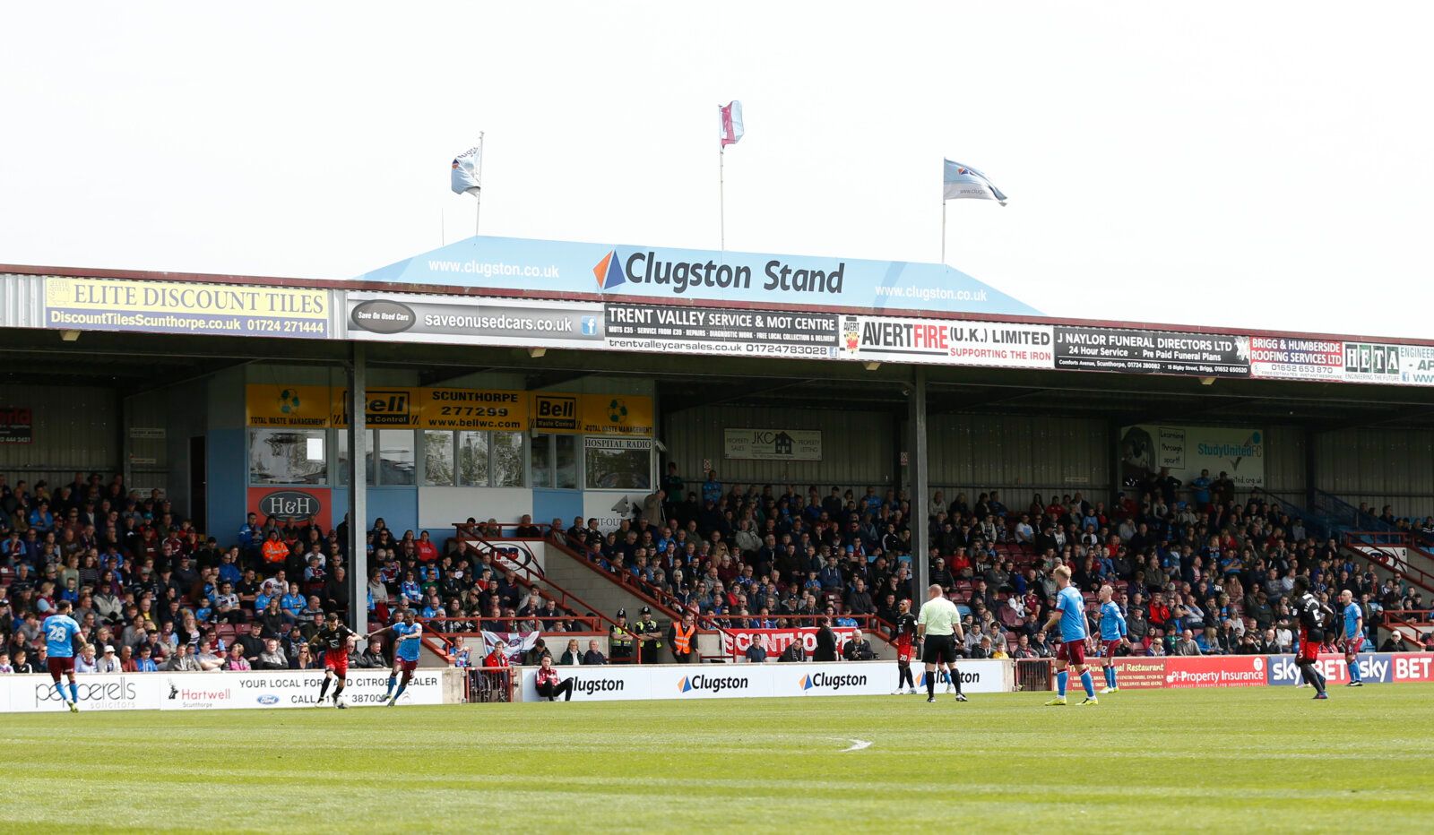 Britain Football Soccer - Scunthorpe United v Coventry City - Sky Bet League One - Glanford Park - 30/4/17 General view during the match Mandatory Credit: Action Images / Andrew Boyers Livepic EDITORIAL USE ONLY. No use with unauthorized audio, video, data, fixture lists, club/league logos or 