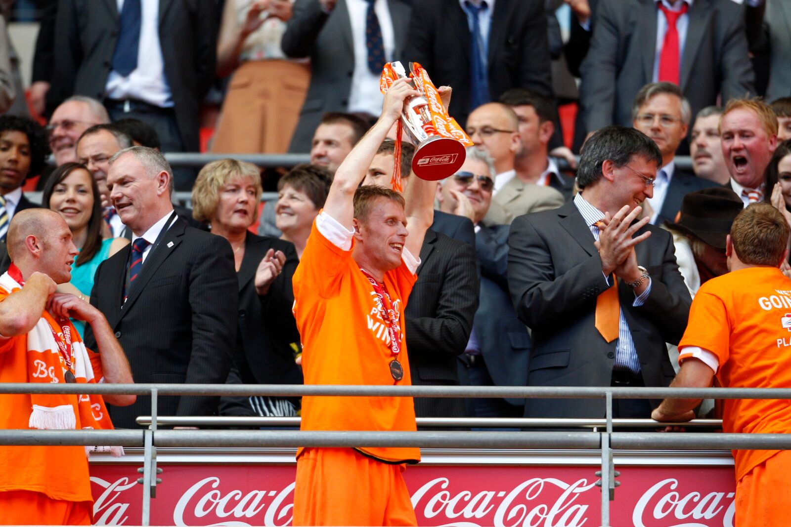 Football - Blackpool v Cardiff City - Coca-Cola Football League Championship Play Off Final - Wembley Stadium - 09/10 - 22/5/10 
Brett Ormerod - Blackpool celebrates victory and gaining promotion with trophy 
Mandatory Credit: Action Images / John Sibley