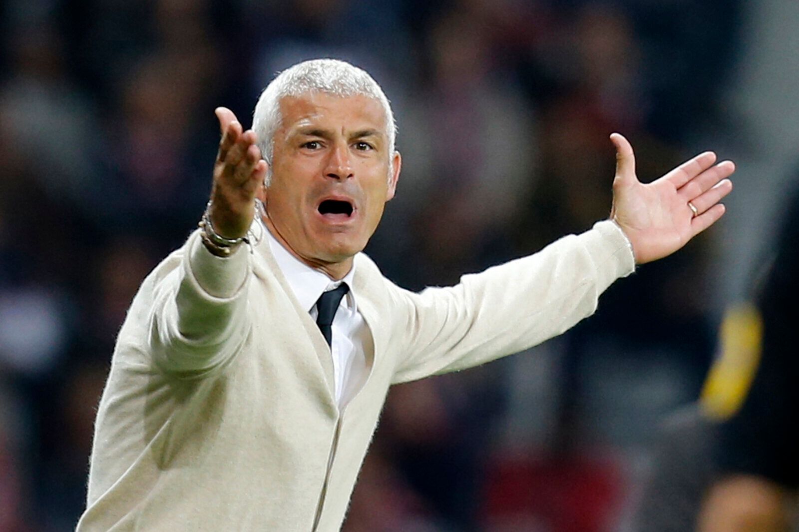 Ajaccio's coach Fabrizio Ravanelli reacts during their French Ligue 1 soccer match against Lille at the Pierre Mauroy Stadium in Villeneuve d'Ascq October 5, 2013. REUTERS/Pascal Rossignol (FRANCE - Tags: SPORT SOCCER)