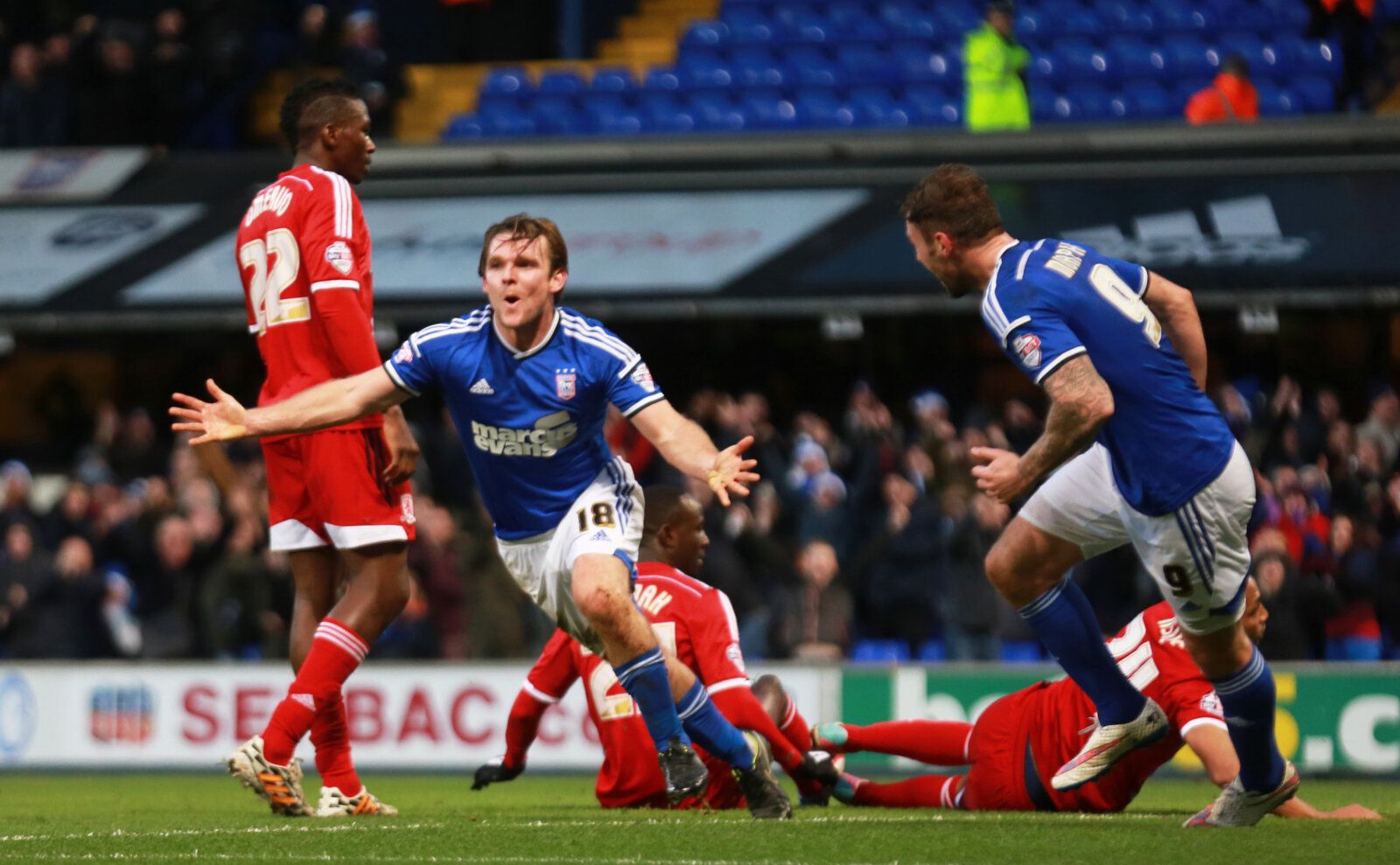 Football - Ipswich Town v Middlesbrough - Sky Bet Football League Championship - Portman Road - 20/12/14 
Ipswich Town's Jay Tabb celebrates scoring the second goal 
Mandatory Credit: Action Images / John Marsh 
Livepic 
EDITORIAL USE ONLY. No use with unauthorized audio, video, data, fixture lists, club/league logos or 