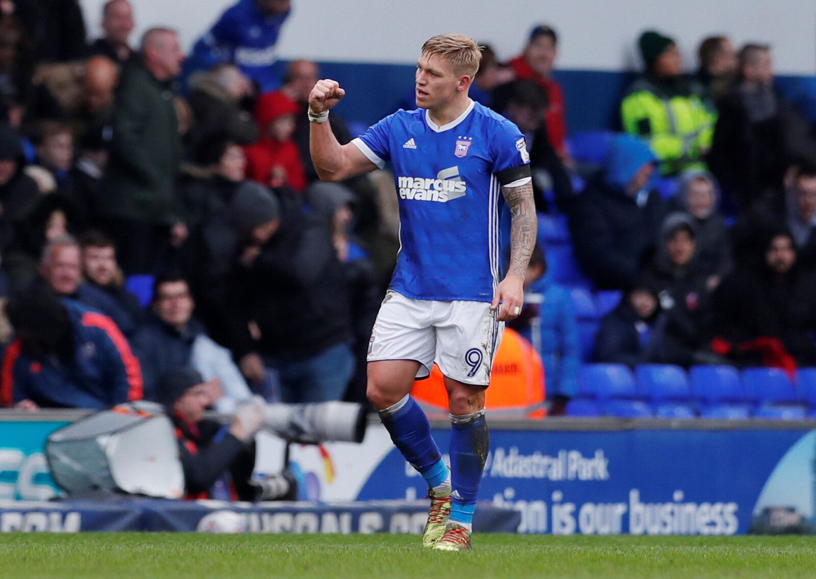 Soccer Football - Championship - Ipswich Town vs Millwall - Portman Road, Ipswich, Britain - April 2, 2018   Ipswich Town's Martyn Waghorn celebrates scoring their second goal   Action Images/Andrew Couldridge    EDITORIAL USE ONLY. No use with unauthorized audio, video, data, fixture lists, club/league logos or 