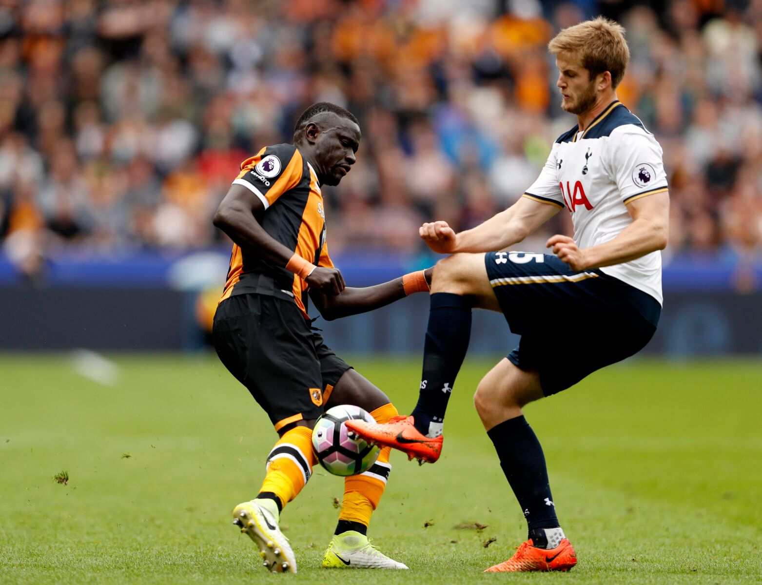 Britain Football Soccer - Hull City v Tottenham Hotspur - Premier League - The Kingston Communications Stadium - 21/5/17 Tottenham's Eric Dier in action with Hull City's Oumar Niasse Action Images via Reuters / Lee Smith Livepic EDITORIAL USE ONLY. No use with unauthorized audio, video, data, fixture lists, club/league logos or 