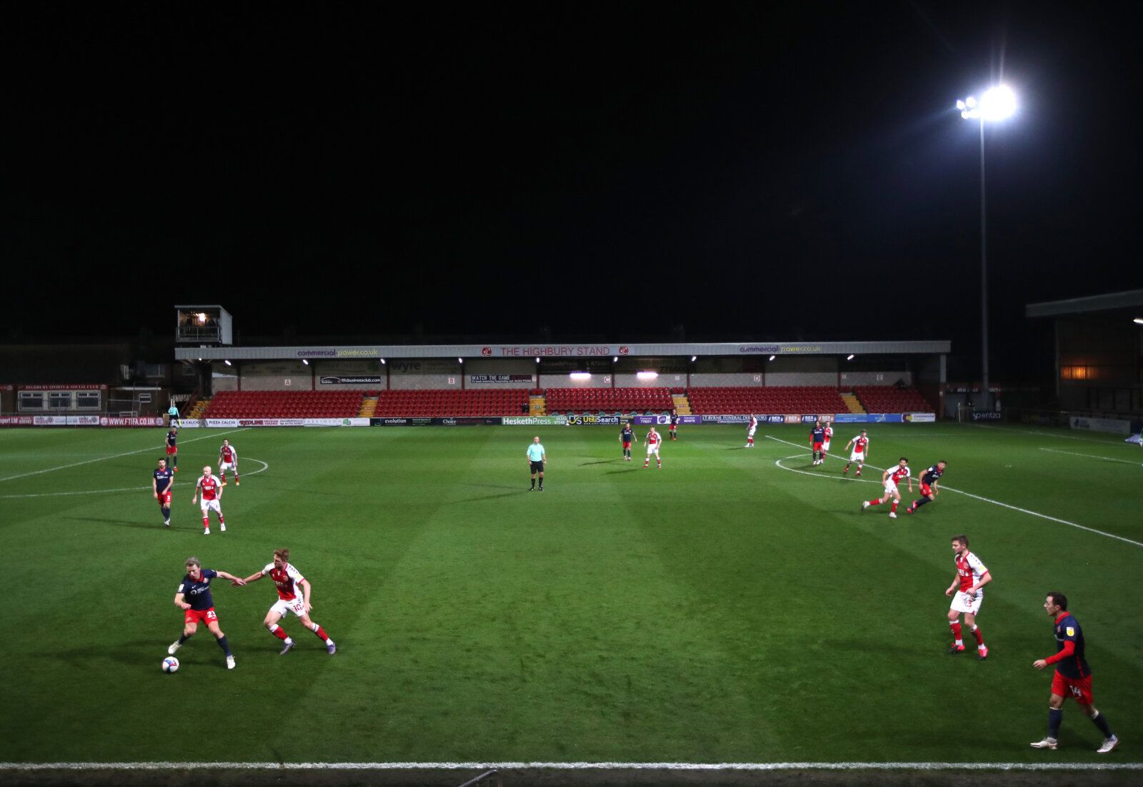 Soccer Football - League One - Fleetwood Town v Sunderland - Highbury Stadium, Fleetwood, Britain - November 27, 2020 General view of the action Action Images/Molly Darlington EDITORIAL USE ONLY. No use with unauthorized audio, video, data, fixture lists, club/league logos or 'live' services. Online in-match use limited to 75 images, no video emulation. No use in betting, games or single club /league/player publications.  Please contact your account representative for further details.