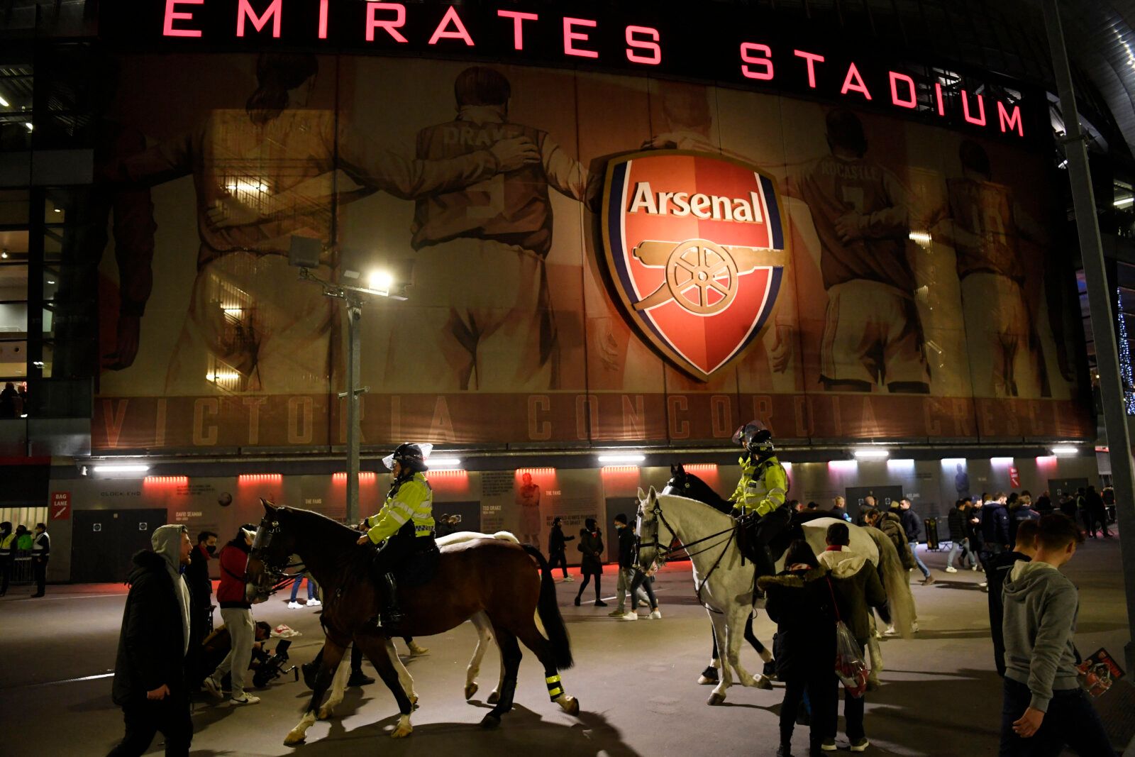 Soccer Football - Premier League - Arsenal v West Ham United - Emirates Stadium, London, Britain - December 15, 2021 General view of police on horses outside the stadium before the match REUTERS/Tony Obrien EDITORIAL USE ONLY. No use with unauthorized audio, video, data, fixture lists, club/league logos or 'live' services. Online in-match use limited to 75 images, no video emulation. No use in betting, games or single club /league/player publications.  Please contact your account representative 