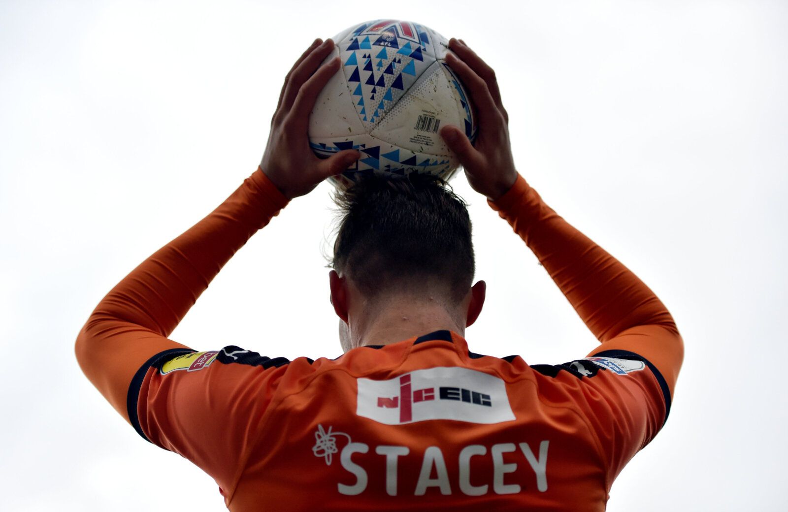 Soccer Football - League One - Luton Town v Oxford United - Kenilworth Road, Luton, Britain - May 4, 2019  Luton Town's Jack Stacey takes a throw  Action Images/Adam Holt  EDITORIAL USE ONLY. No use with unauthorized audio, video, data, fixture lists, club/league logos or 