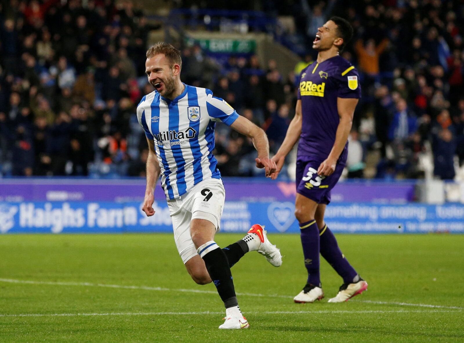 Soccer Football - Championship - Huddersfield Town v Derby County - John Smith's Stadium, Huddersfield, Britain - February 2, 2022 Huddersfield Town's Jordan Rhodes celebrates scoring their second goal   Action Images/Ed Sykes EDITORIAL USE ONLY. No use with unauthorized audio, video, data, fixture lists, club/league logos or 'live' services. Online in-match use limited to 75 images, no video emulation. No use in betting, games or single club /league/player publications. Please contact your acco