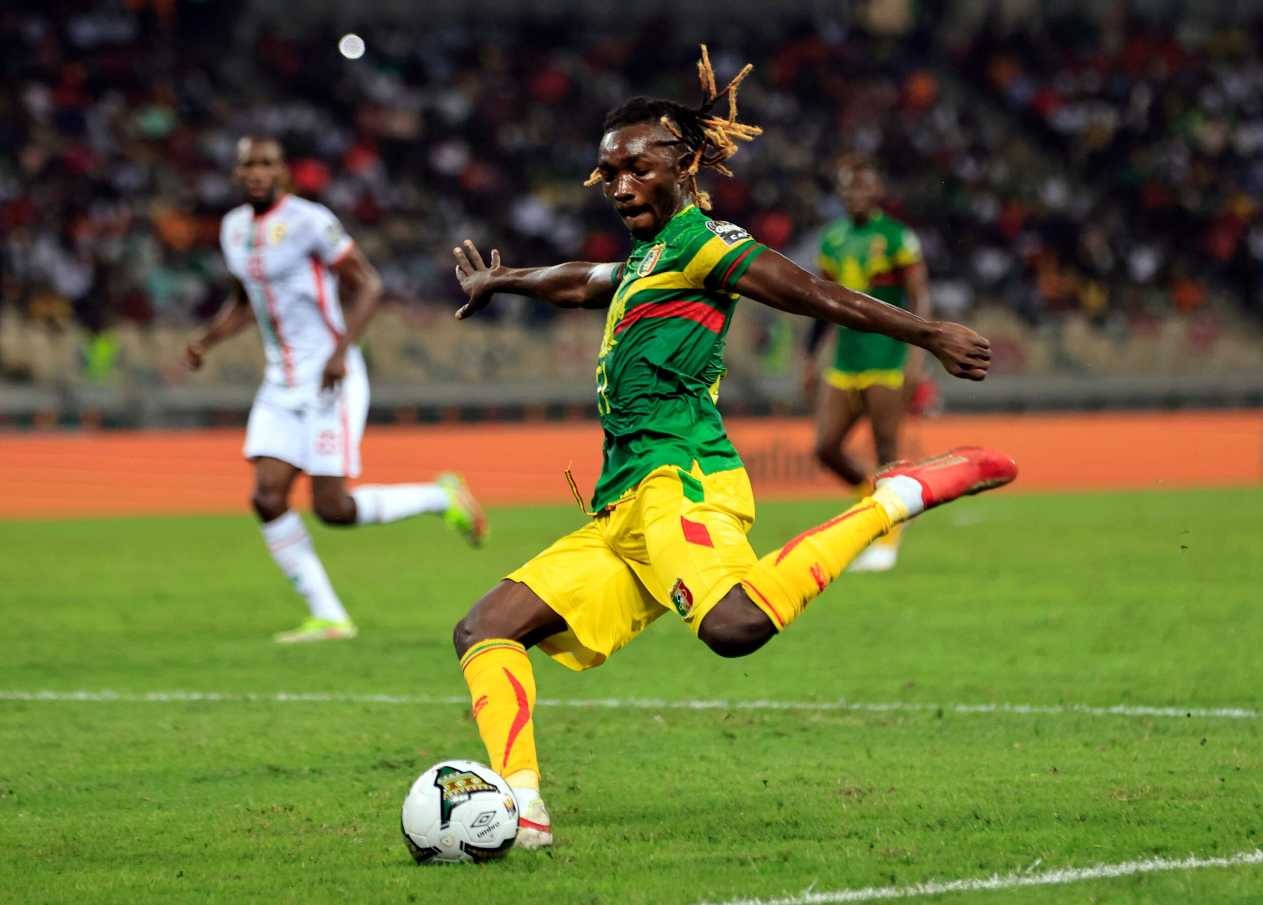 Soccer Football - Africa Cup of Nations - Group F - Mali v Mauritania - Stade de Japoma, Douala, Cameroon - January 20, 2022 Mali's Adama Traore in action REUTERS/Thaier Al-Sudani