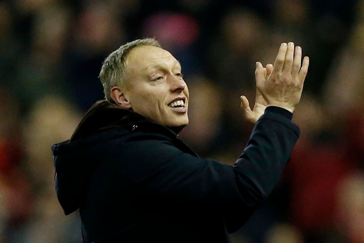 Soccer Football - FA Cup Fifth Round - Nottingham Forest v Huddersfield Town - The City Ground, Nottingham, Britain - March 7, 2022 Nottingham Forest manager Steve Cooper applauds fans after the match REUTERS/Craig Brough