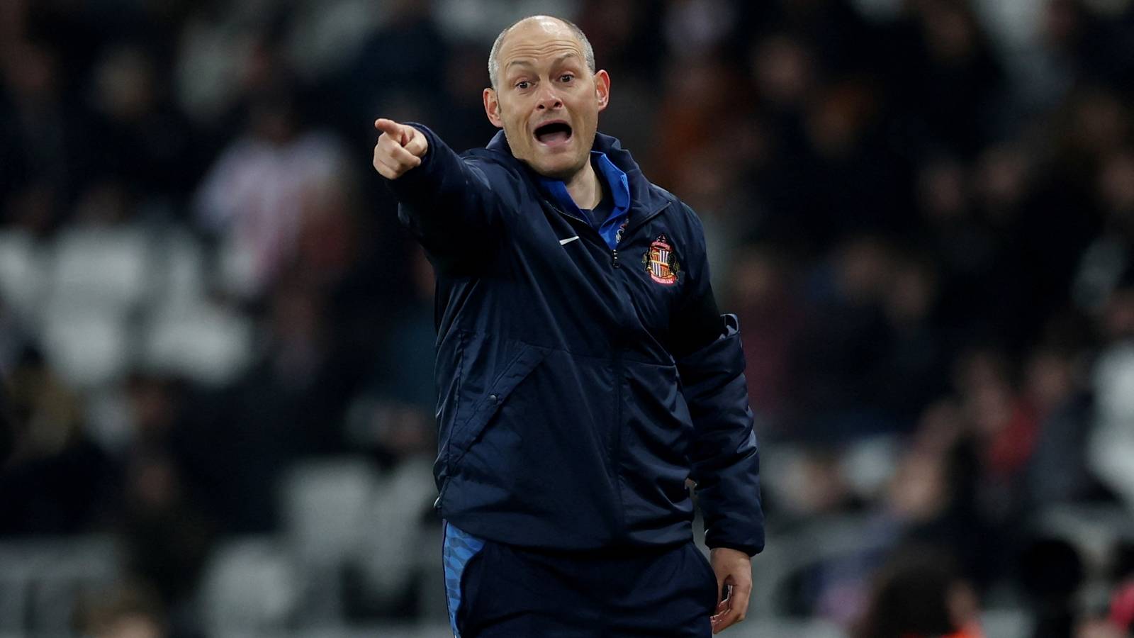 Alex Neil gives reasons for selection trend at Sunderland