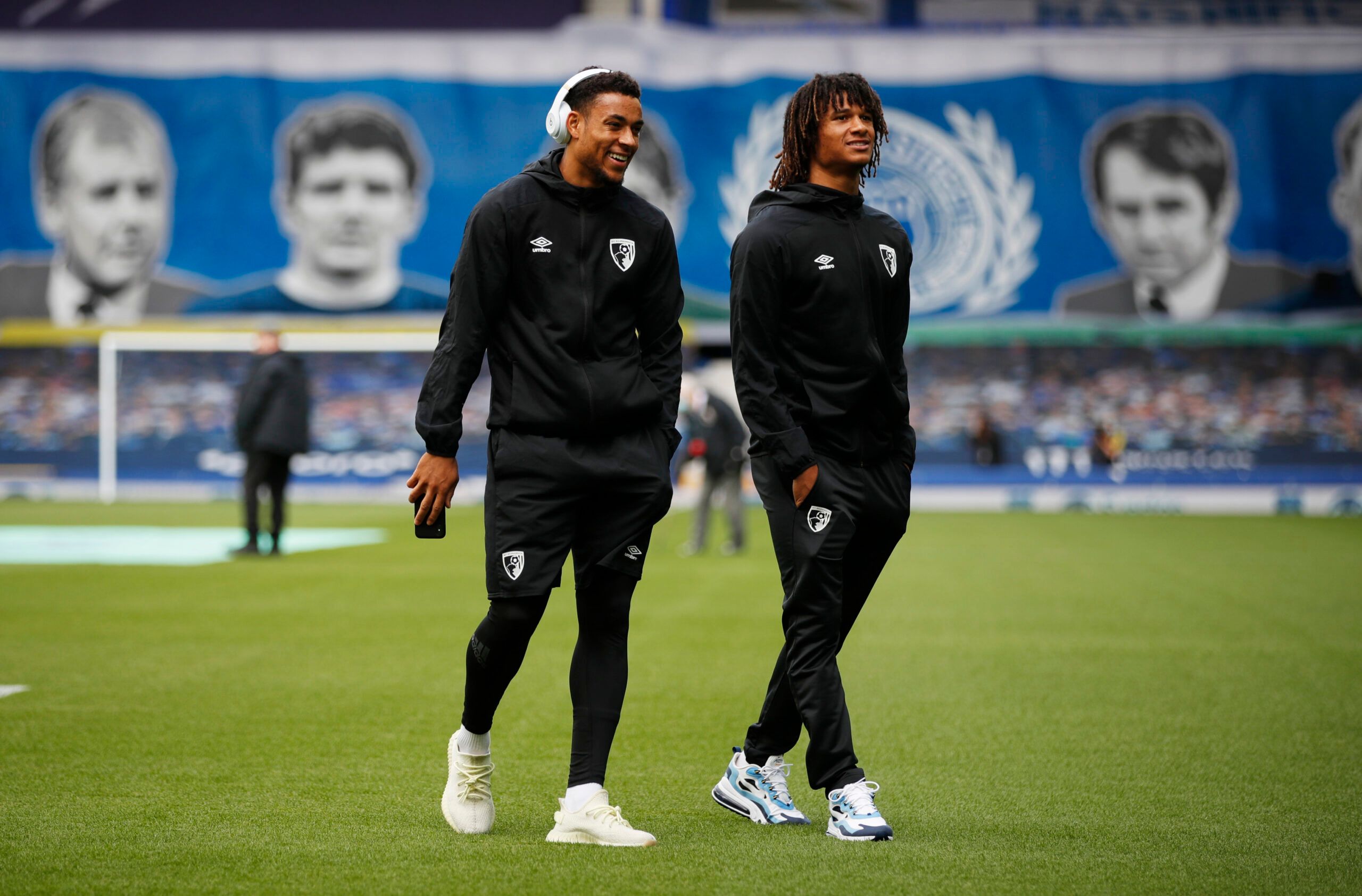 Soccer Football - Premier League - Everton v AFC Bournemouth - Goodison Park, Liverpool, Britain - July 26, 2020  Bournemouth's Nathan Ake on the pitch before the match, as play resumes behind closed doors following the outbreak of the coronavirus disease (COVID-19) Pool via REUTERS/Clive Brunskill EDITORIAL USE ONLY. No use with unauthorized audio, video, data, fixture lists, club/league logos or 'live' services. Online in-match use limited to 75 images, no video emulation. No use in betting, g