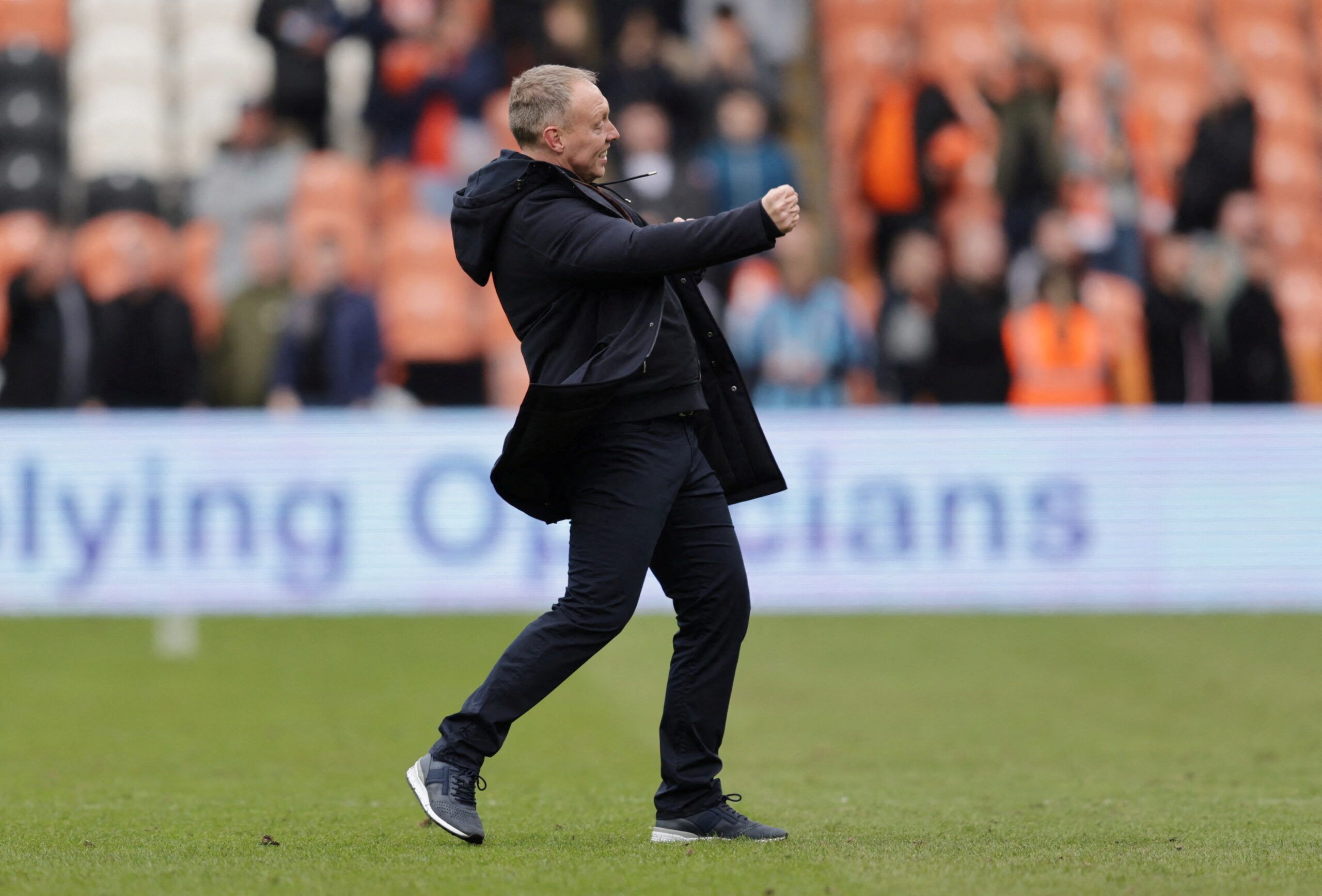 Soccer Football - Championship - Blackpool v Nottingham Forest - Bloomfield Road, Blackpool, Britain - April 2, 2022 Nottingham Forest's manager Steve Cooper celebrates after the match    Action Images/John Clifton  EDITORIAL USE ONLY. No use with unauthorized audio, video, data, fixture lists, club/league logos or 