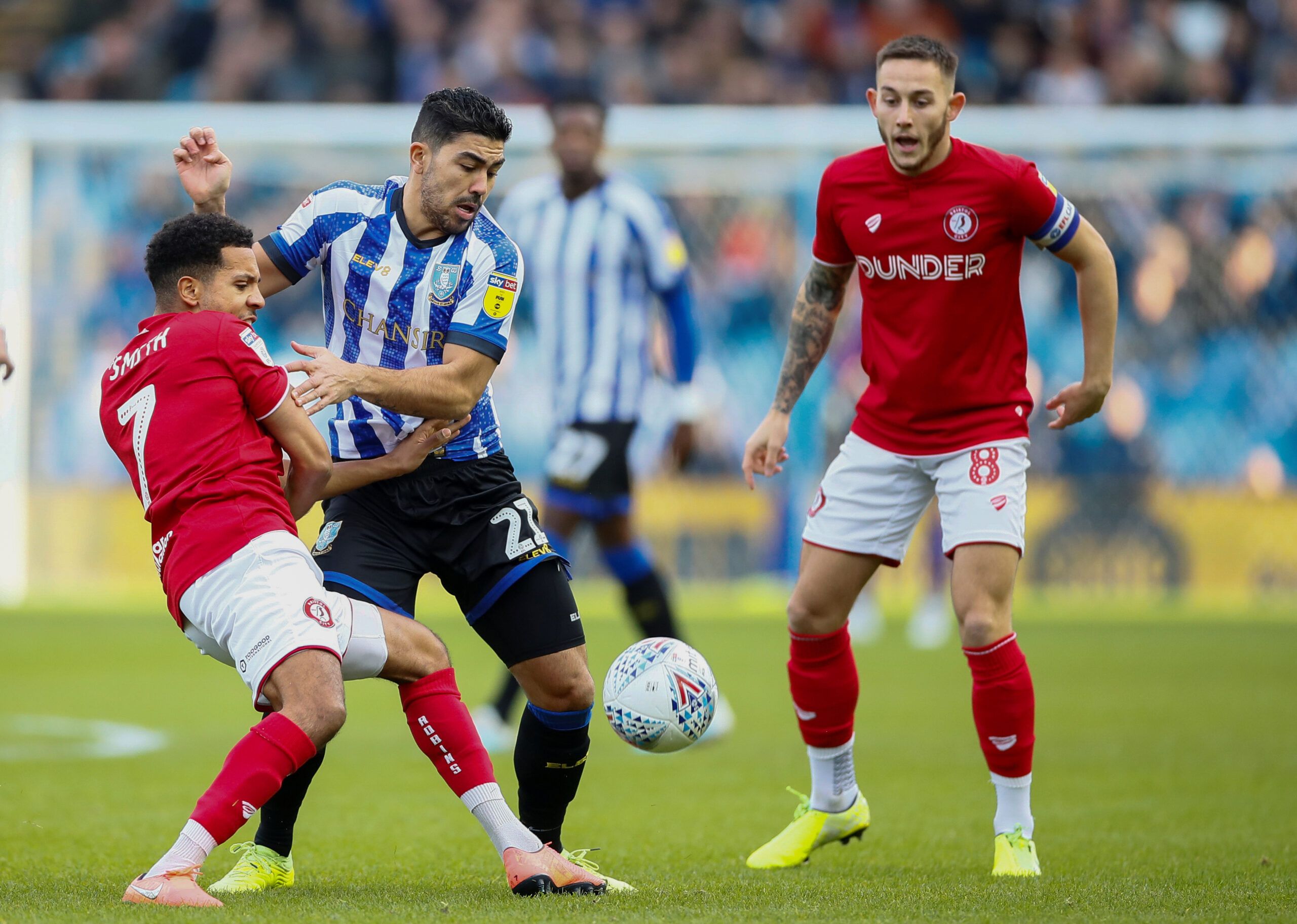 Soccer Football - Championship - Sheffield Wednesday v Bristol City - Hillsborough, Sheffield, Britain - December 22, 2019   Sheffield Wednesday's Massimo Luongo in action with Bristol City's Korey Smith   Action Images/Jason Cairnduff    EDITORIAL USE ONLY. No use with unauthorized audio, video, data, fixture lists, club/league logos or 