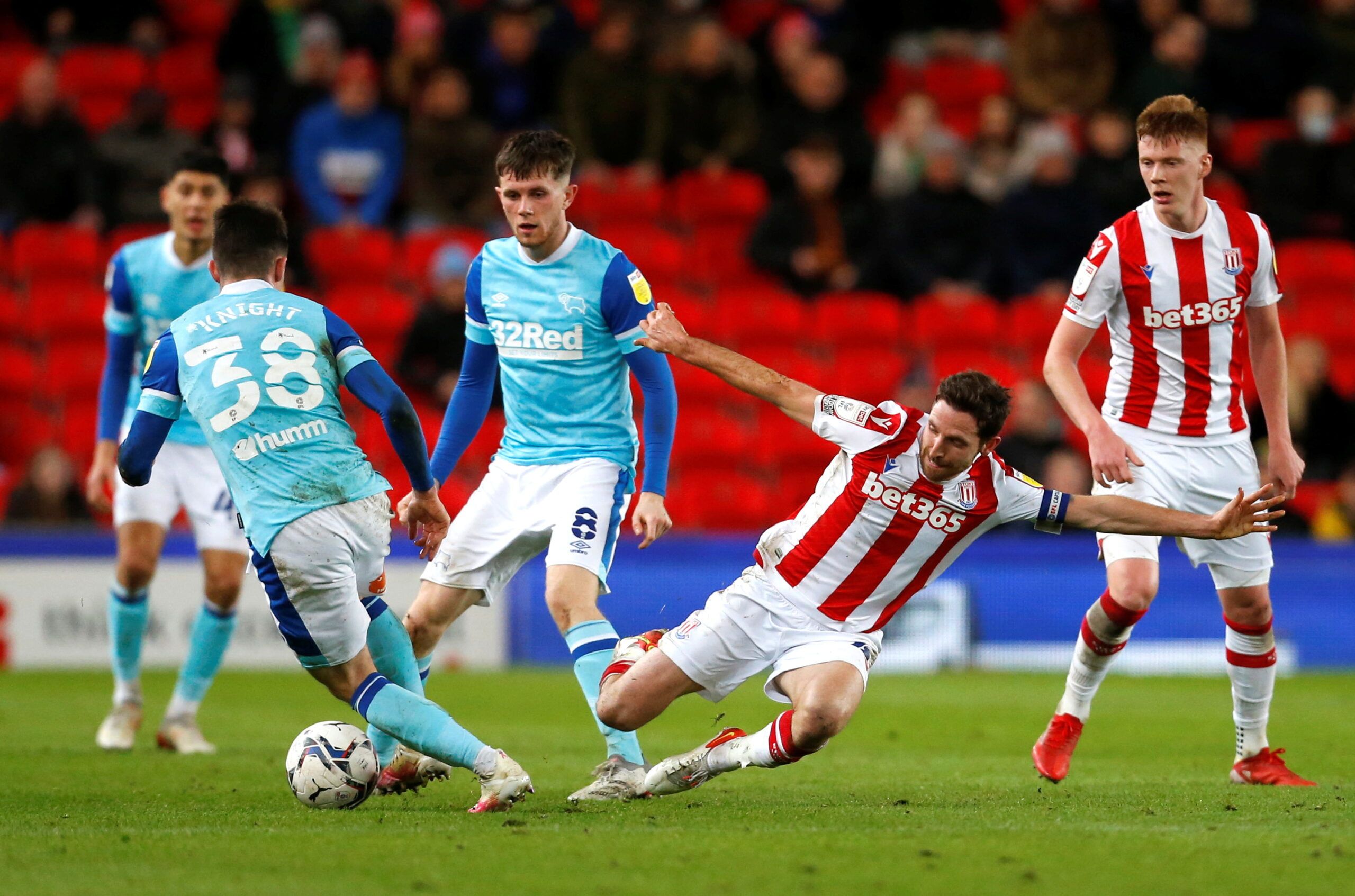 Soccer Football - Championship - Stoke City v Derby County - bet365 Stadium, Stoke-On-Trent, Britain - December 30, 2021  Stoke City's Joe Allen in action  Action Images/Ed Sykes  EDITORIAL USE ONLY. No use with unauthorized audio, video, data, fixture lists, club/league logos or 
