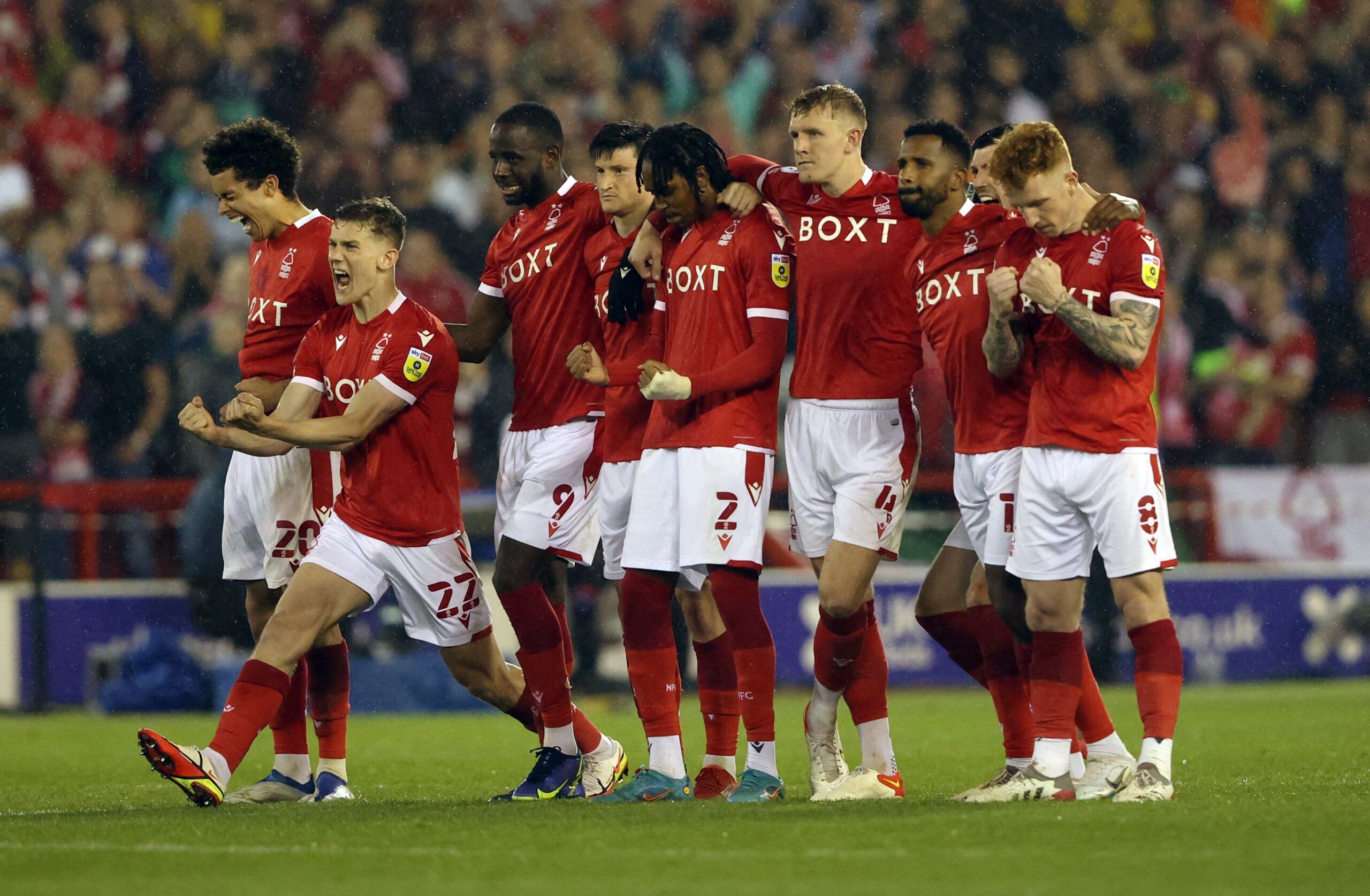 Soccer Football - Championship - Play-Offs Second Leg - Nottingham Forest v Sheffield United - The City Ground, Nottingham, Britain - May 17, 2022 Nottingham Forest players during the penalty shoot-out Action Images via Reuters/Molly Darlington