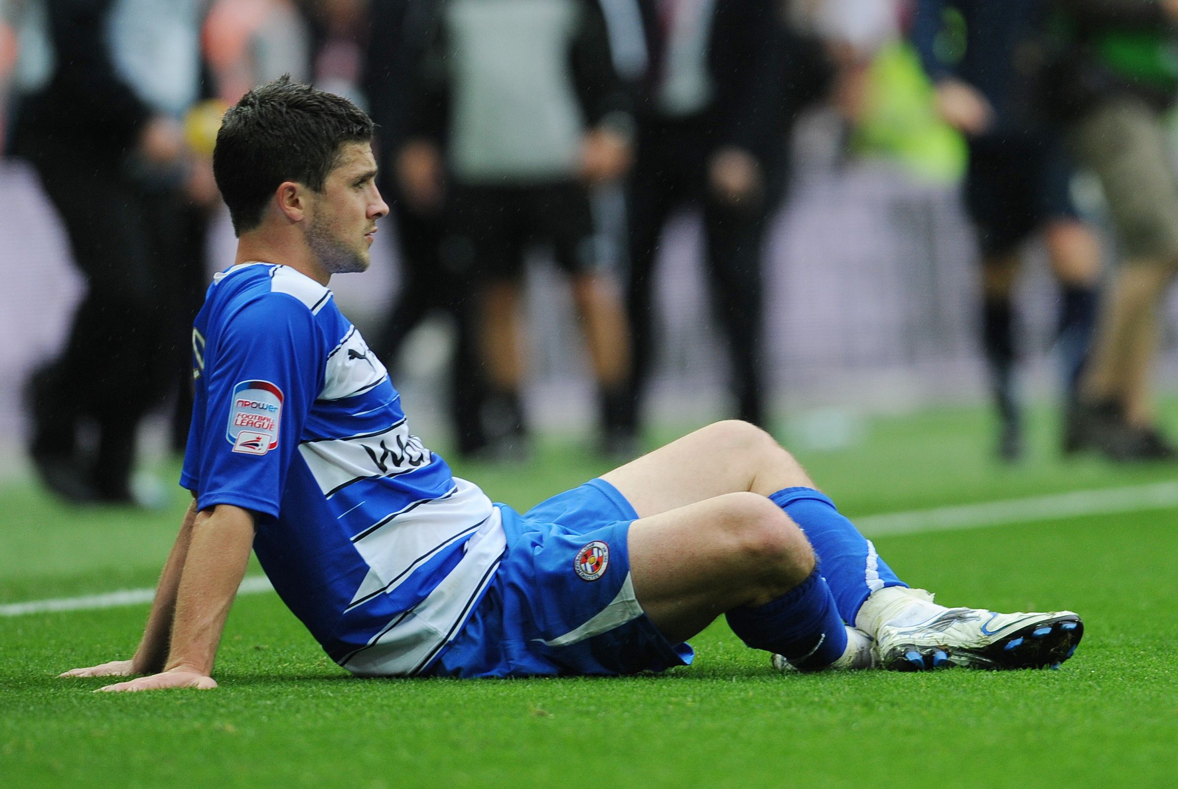 Football - Reading v Swansea City npower Football League Championship Play-Off Final  - Wembley Stadium - 10/11 - 30/5/11 
Reading's Shane Long looks dejected at the end of the match 
Mandatory Credit: Action Images / Tony O'Brien 
Livepic