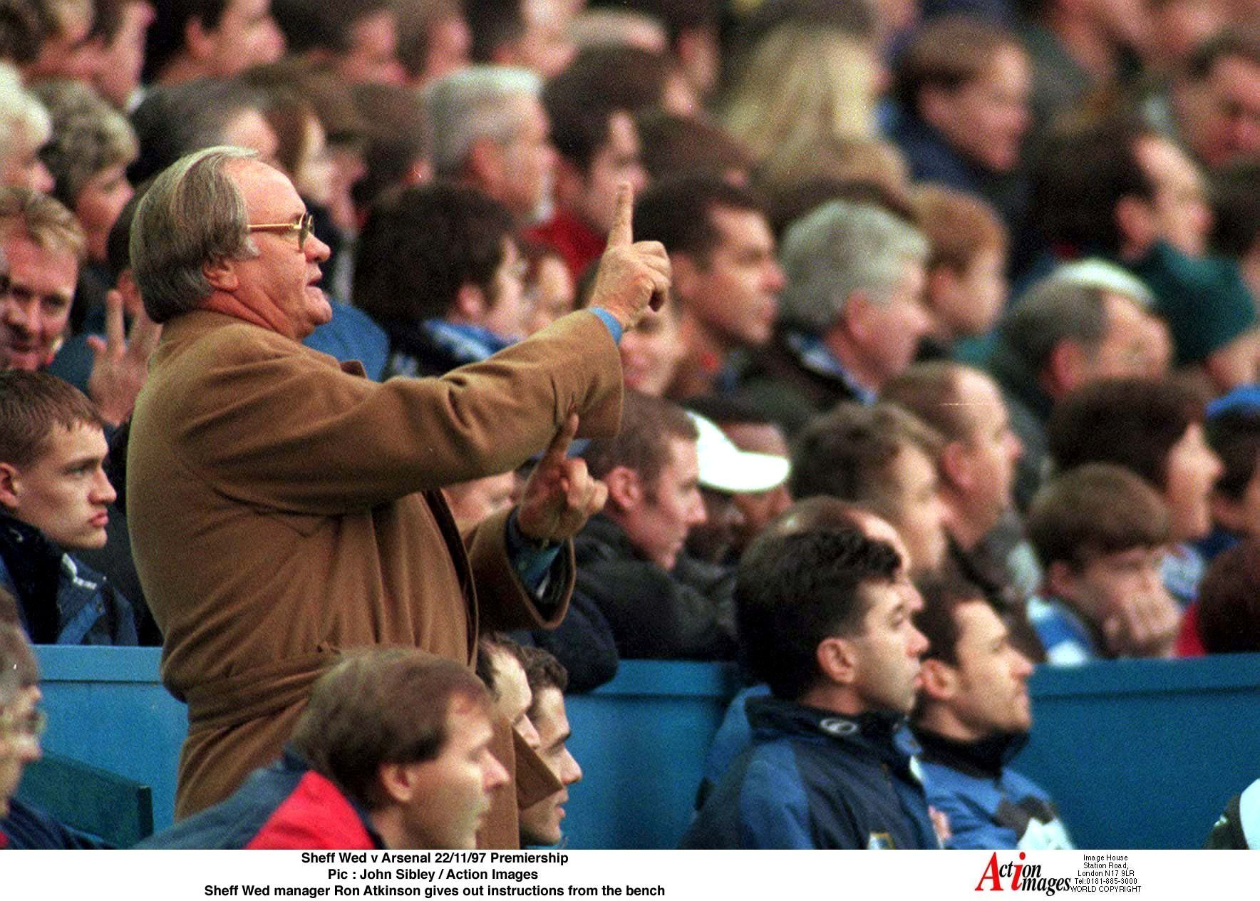 Sheffield  Wednesday v Arsenal 22/11/97 FA Premier League  
Pic : John Sibley / Action Images  
Sheff Wed manager Ron Atkinson gives out instructions from the bench