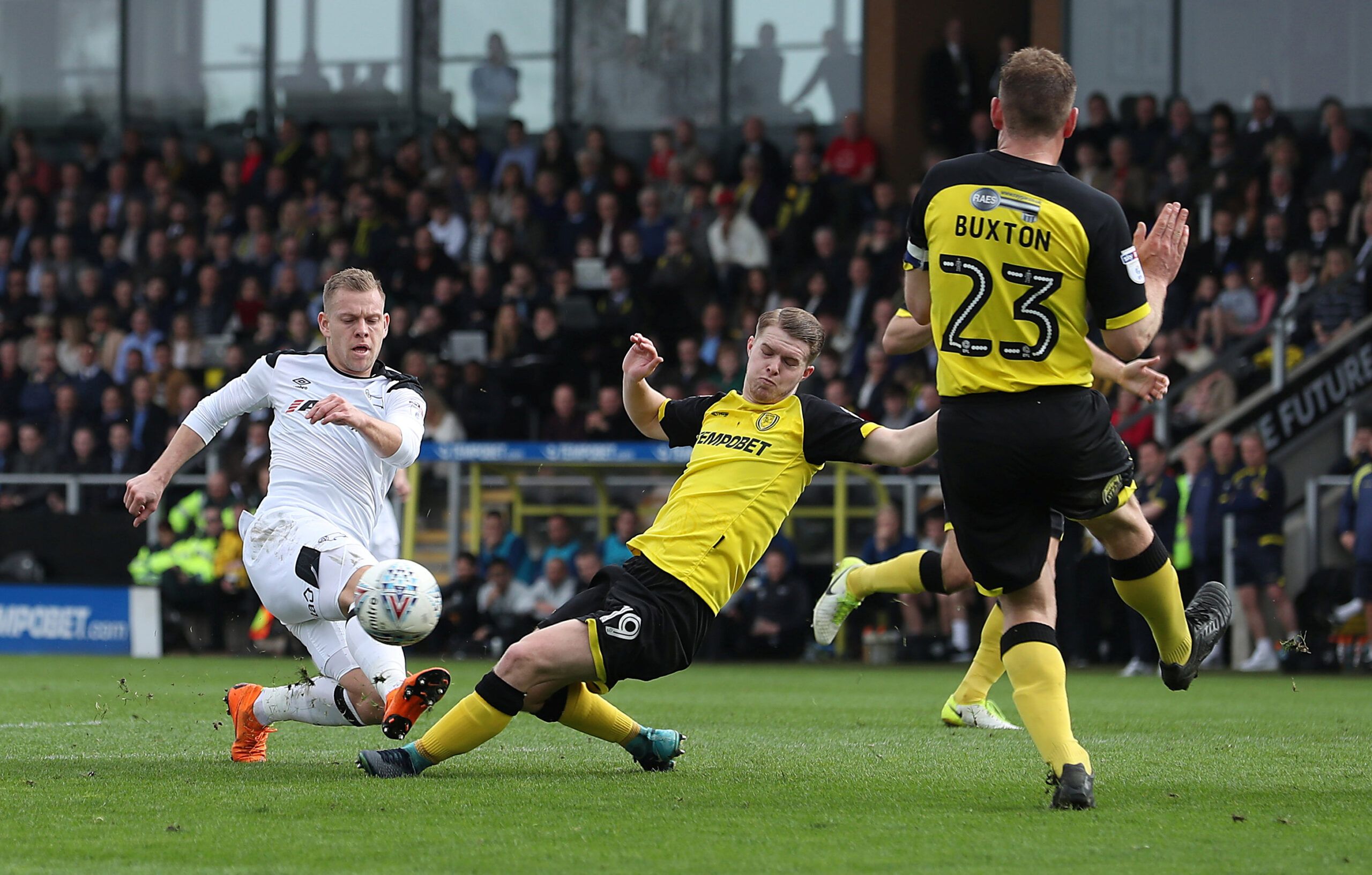 Soccer Football - Championship - Burton Albion vs Derby County - Pirelli Stadium, Burton-on-Trent, Britain - April 14, 2018   Derby County's Matej Vydra in action with Burton Albion's Jacob Davenport   Action Images/John Clifton    EDITORIAL USE ONLY. No use with unauthorized audio, video, data, fixture lists, club/league logos or 