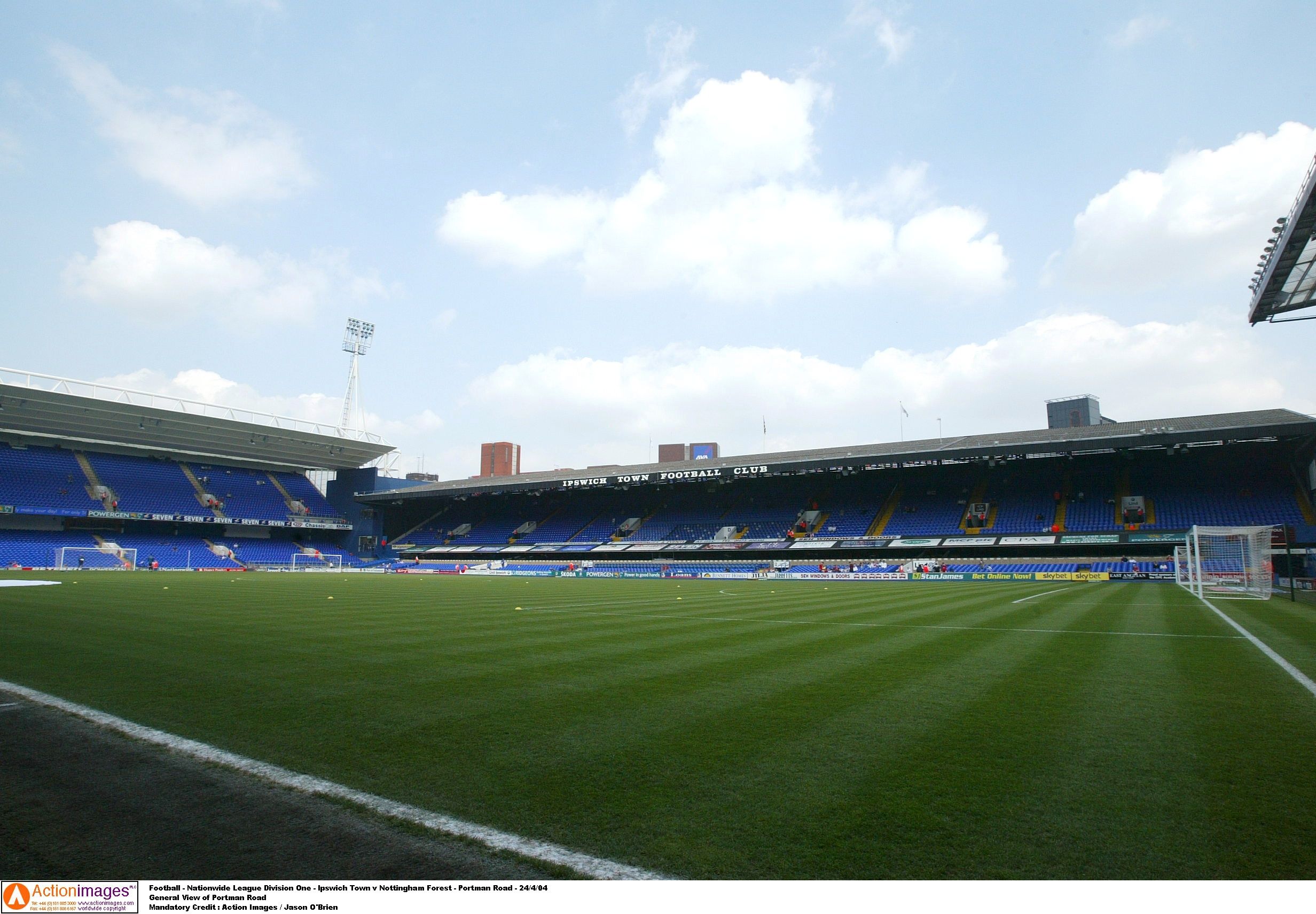 Football - Nationwide League Division One - Ipswich Town v Nottingham Forest - Portman Road - 24/4/04 
General View of Portman Road 
Mandatory Credit : Action Images / Jason O'Brien