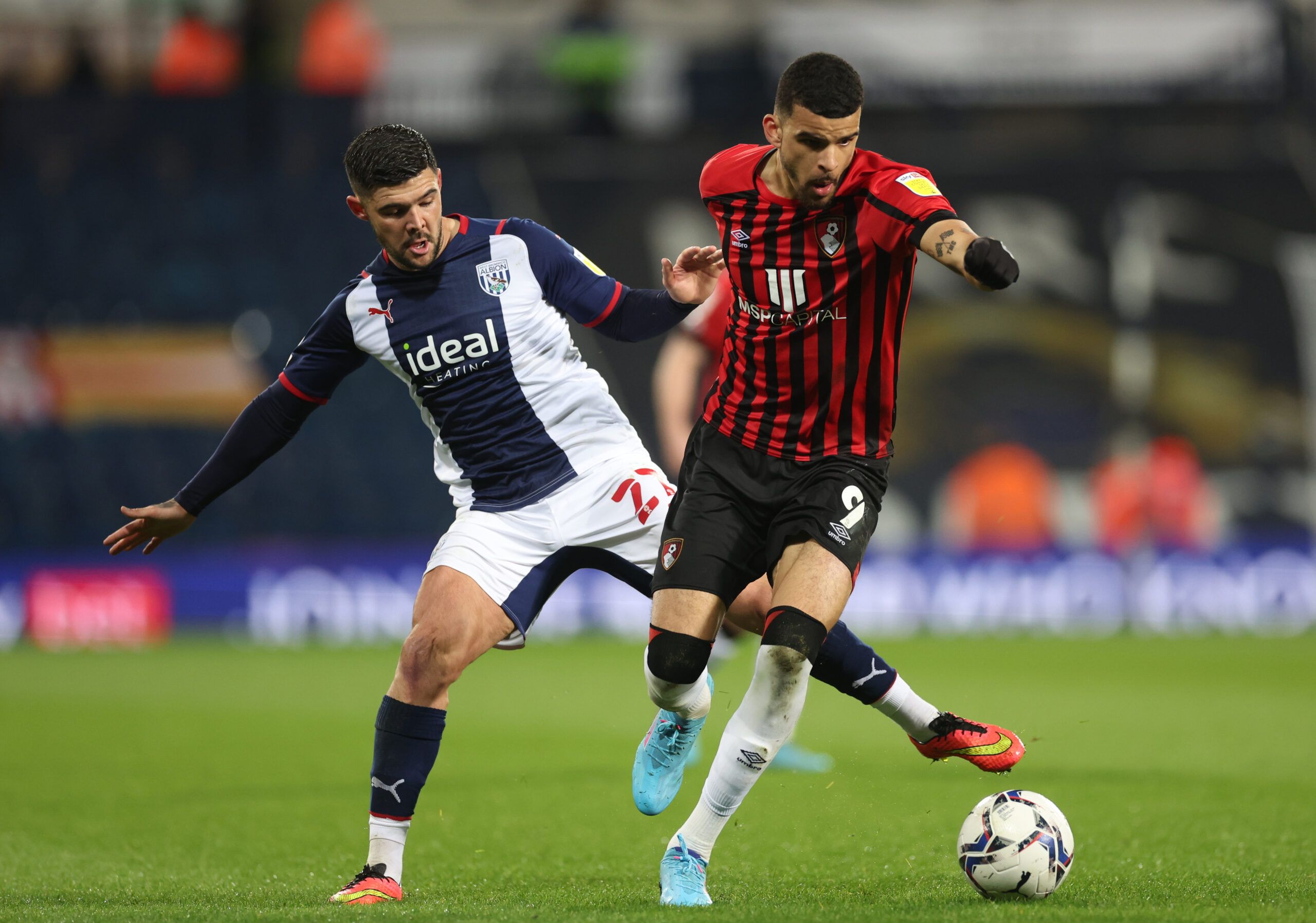 Soccer Football - Championship - West Bromwich Albion v AFC Bournemouth - The Hawthorns, West Bromwich, Britain - April 6, 2022 West Bromwich Albion's Alex Mowatt in action with AFC Bournemouth's Dominic Solanke Action Images/Carl Recine EDITORIAL USE ONLY. No use with unauthorized audio, video, data, fixture lists, club/league logos or 'live' services. Online in-match use limited to 75 images, no video emulation. No use in betting, games or single club /league/player publications.  Please conta