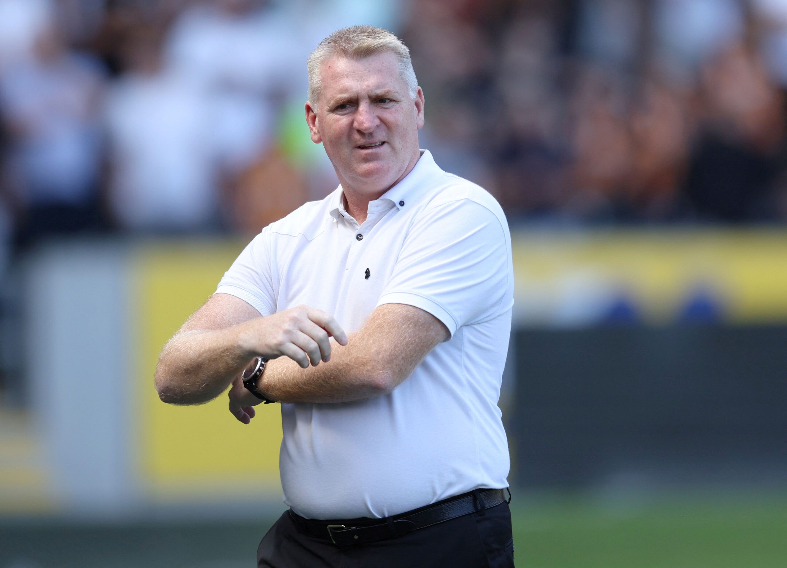 Soccer Football - Championship - Hull City v Norwich City - MKM Stadium, Hull, Britain - August 13, 2022 Norwich City manager Dean Smith reacts Action Images/John Clifton  EDITORIAL USE ONLY. No use with unauthorized audio, video, data, fixture lists, club/league logos or 