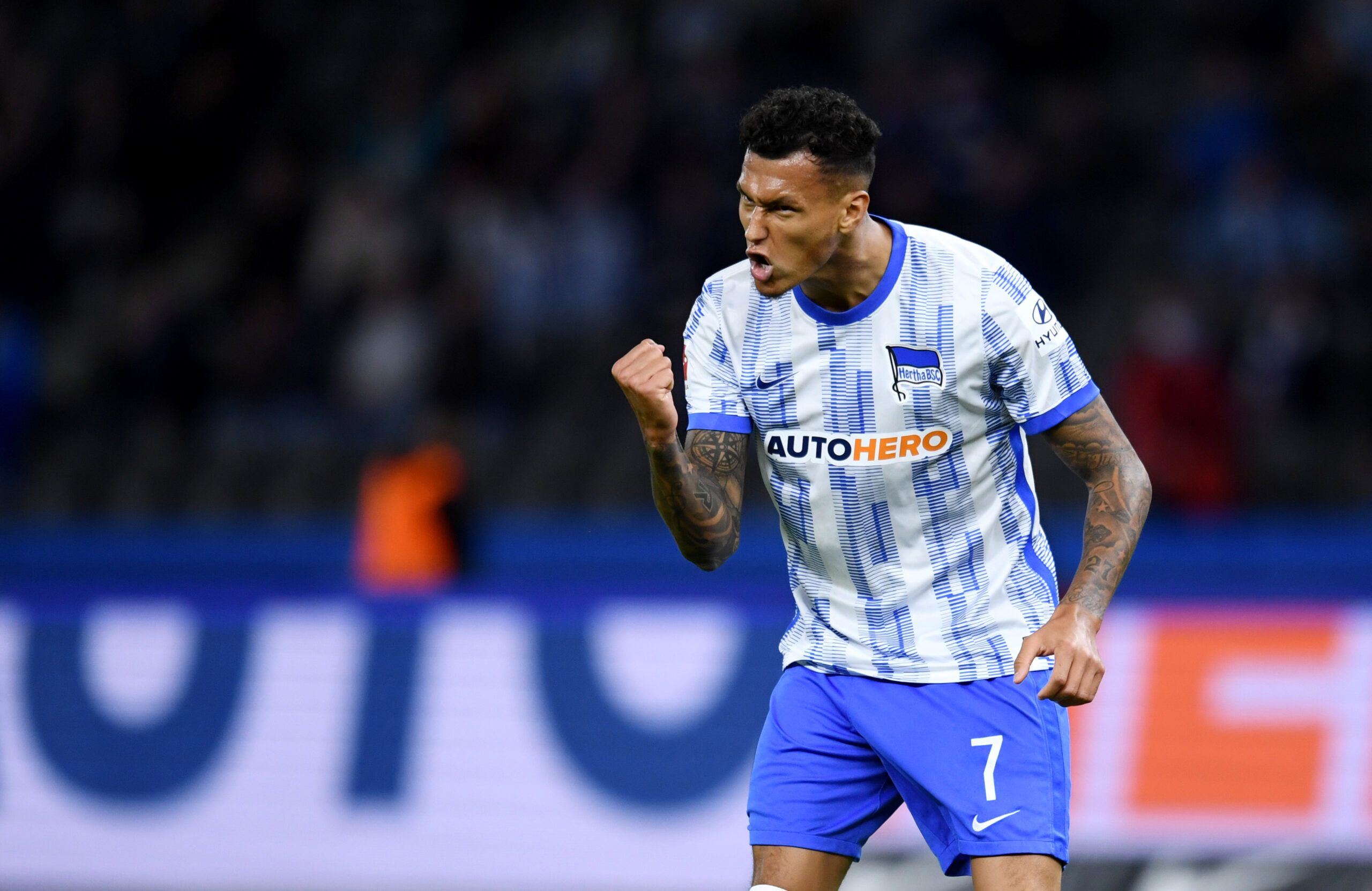 Exclusive: The Inside Scoop On Man U'S Summer Striker Target - 5klrq2x