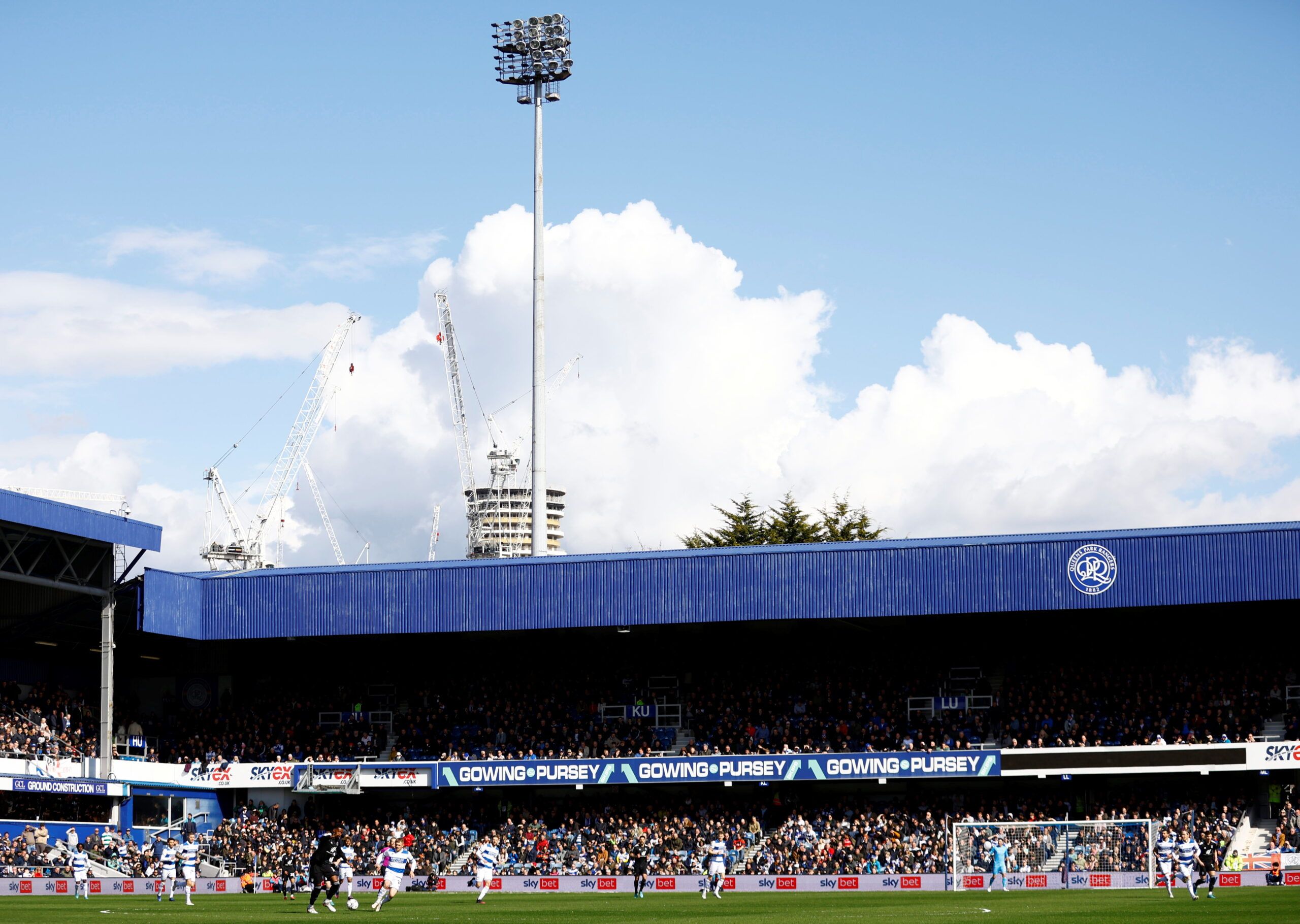Soccer Football - Championship - Queens Park Rangers v Fulham - Loftus Road, London, Britain - April 2, 2022 General view during the match Action Images/Andrew Boyers  EDITORIAL USE ONLY. No use with unauthorized audio, video, data, fixture lists, club/league logos or 