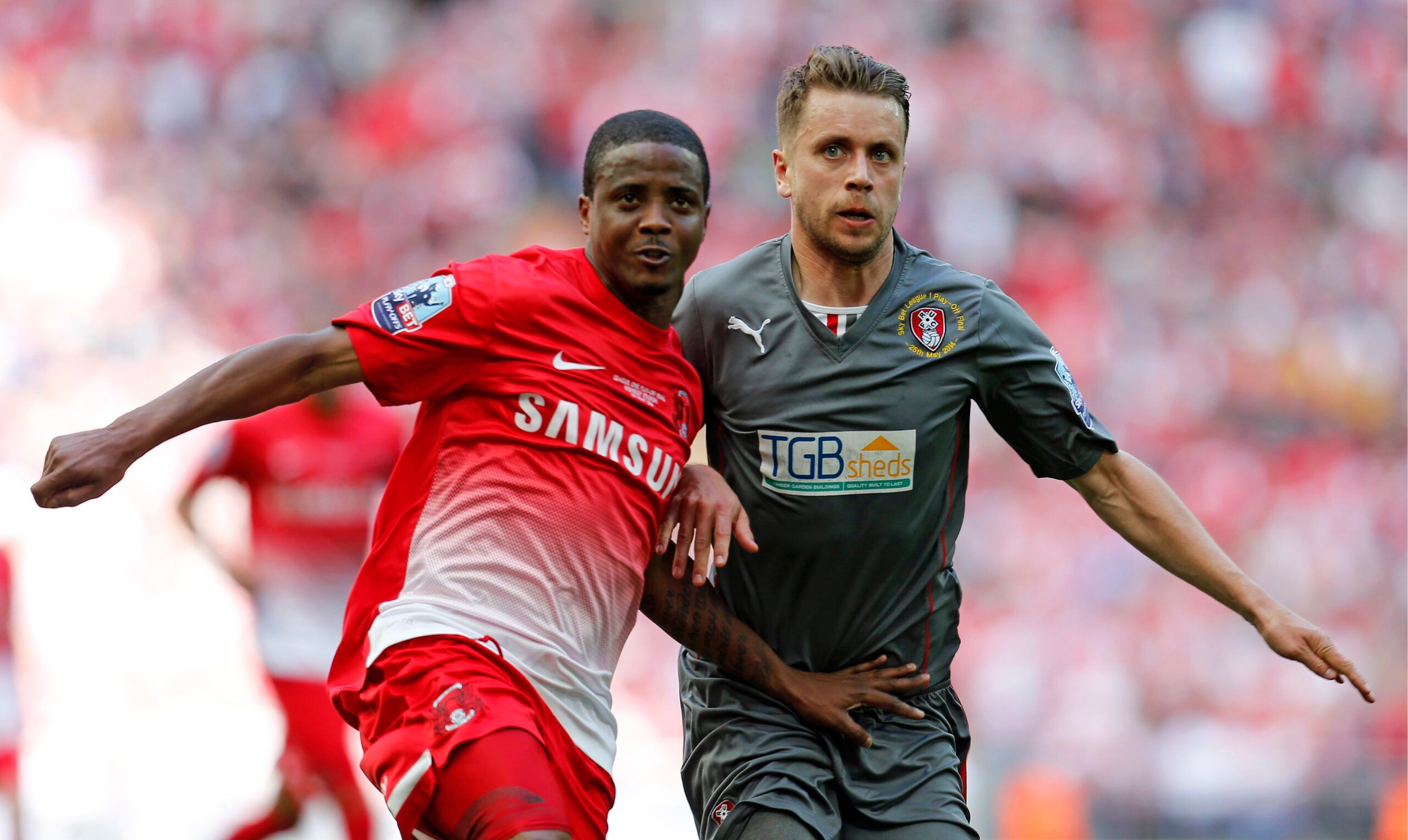 Football - Leyton Orient v Rotherham United - Sky Bet Football League One Play-Off Final - Wembley Stadium - 13/14 - 25/5/14 
Rotherham's Kari Arnason in action against Leyton Orient's Moses Odubajo  
Mandatory Credit: Action Images / Andrew Couldridge 
EDITORIAL USE ONLY. No use with unauthorized audio, video, data, fixture lists, club/league logos or 
