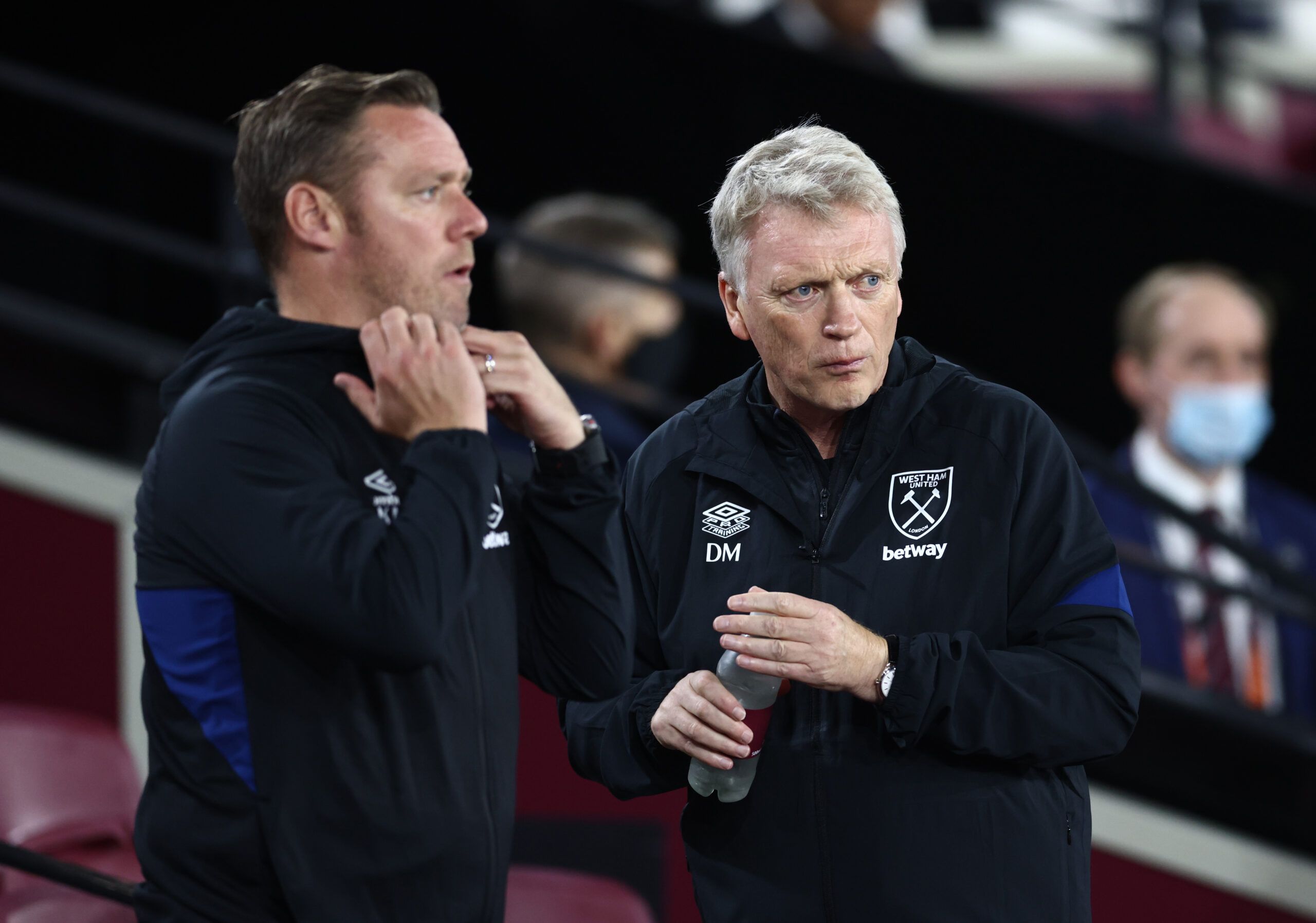 Soccer Football - Europa League - Group H - West Ham United v Rapid Vienna - London Stadium, London, Britain - September 30, 2021  West Ham United manager David Moyes and assistant coach Kevin Nolan before the match Action Images via Reuters/David Klein