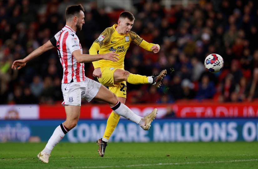 2 Championship players that QPR should sign for free this summer