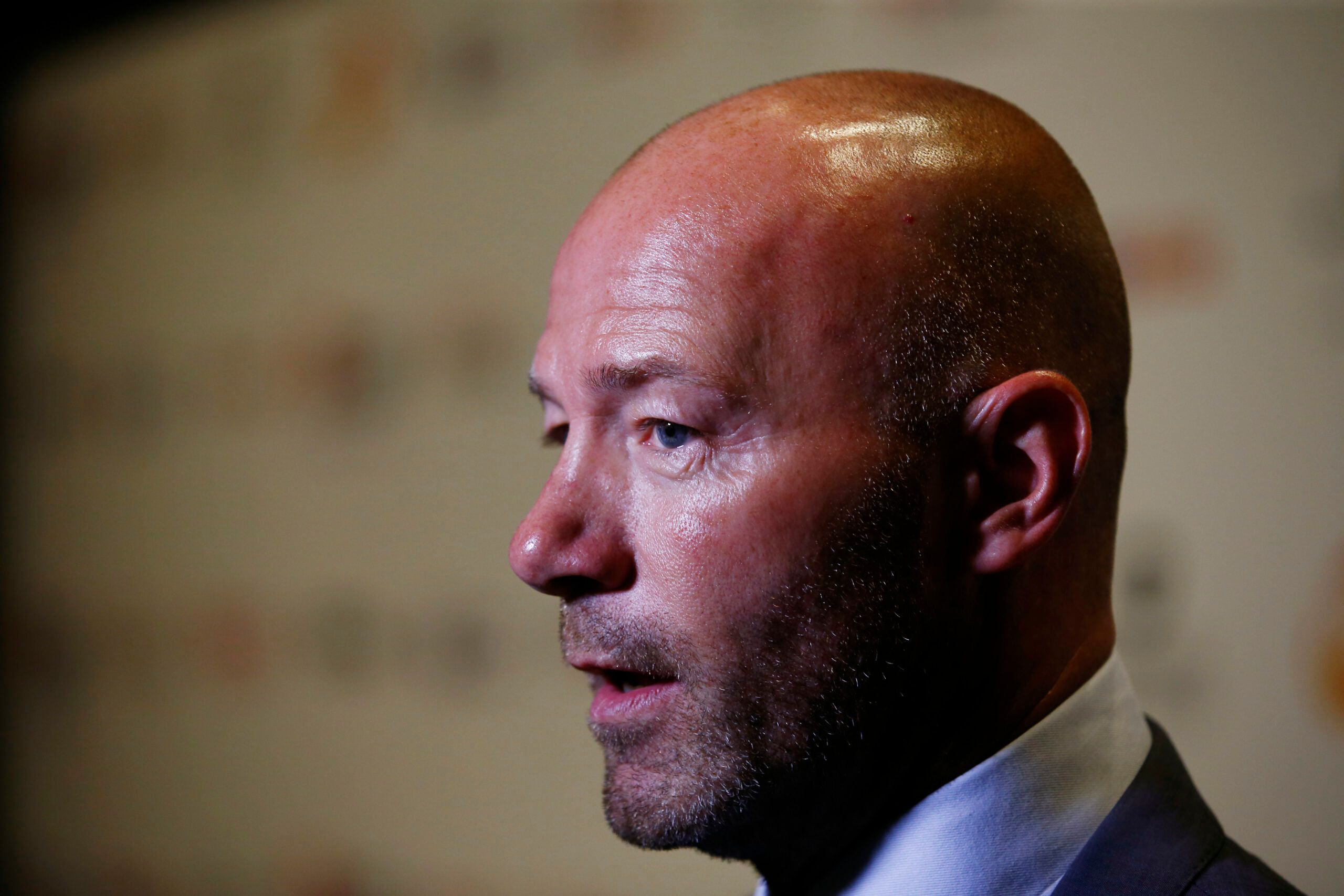 Football Soccer Britain - Premier League Legends of Football Charity Event - Grosvenor House Hotel, Park Lane, London - 5/10/16
Former Newcastle player Alan Shearer as he arrives for the Premier League Legends of Football charity event
Action Images via Reuters / Peter Cziborra
Livepic
EDITORIAL USE ONLY.