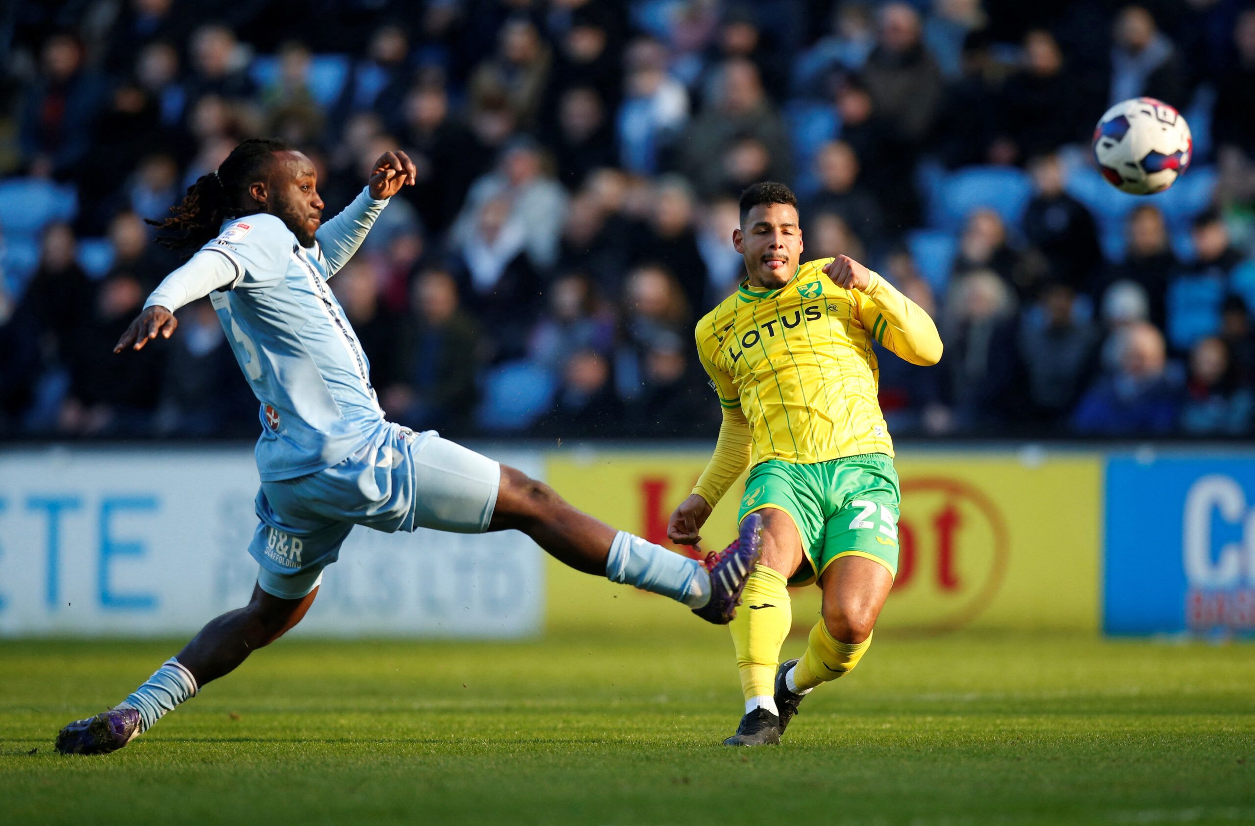 Soccer Football - Championship - Coventry City v Norwich City - Coventry Building Society Arena, Coventry, Britain - January 21, 2023 Norwich City's Onel Hernandez in action with Coventry City's Fankaty Dabo  Action Images/Ed Sykes  EDITORIAL USE ONLY. No use with unauthorized audio, video, data, fixture lists, club/league logos or 