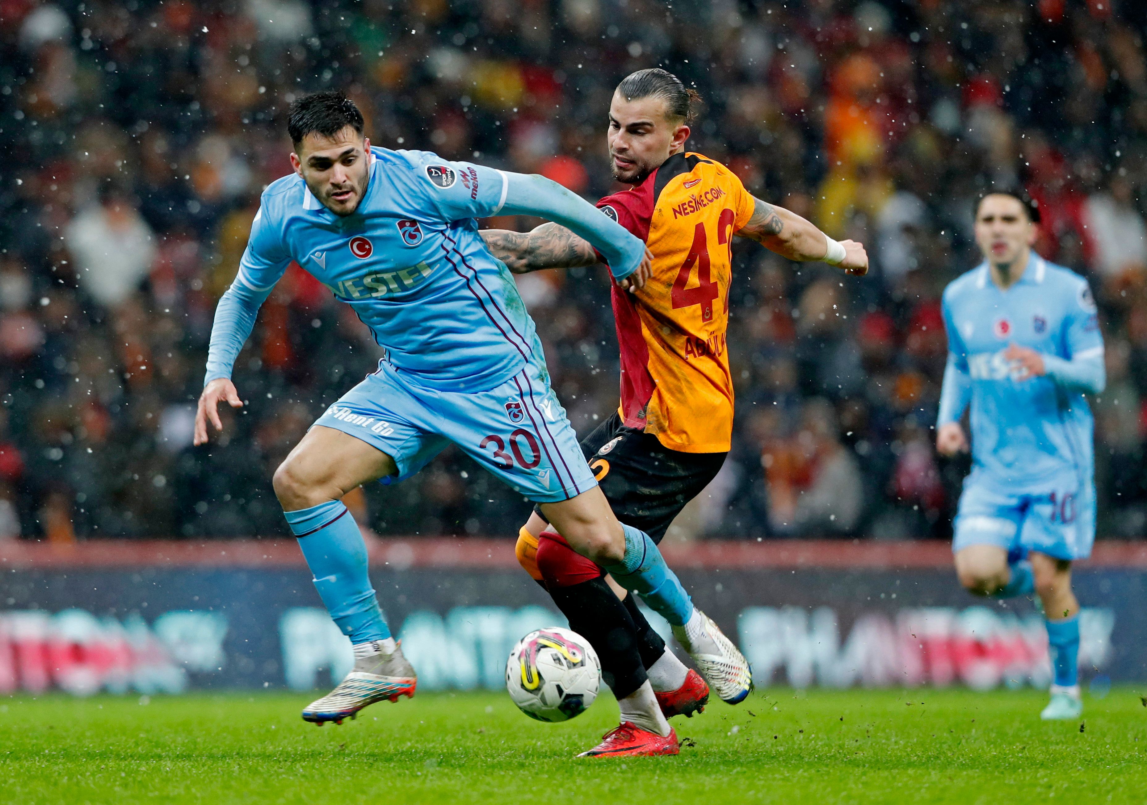 Hull City keen on Uruguay international striker Maxi Gomez 