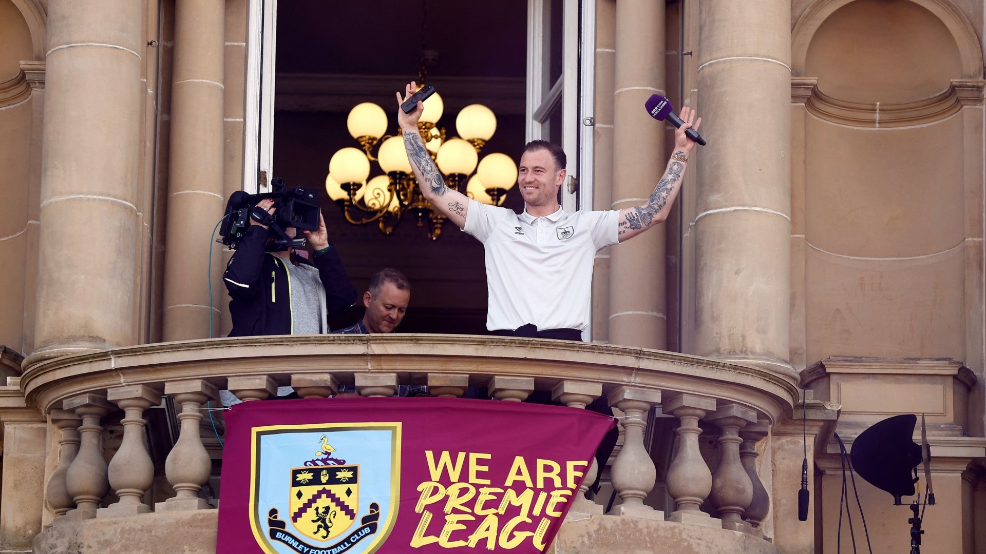 Norwich City plan to offer Ashley Barnes two-year contract