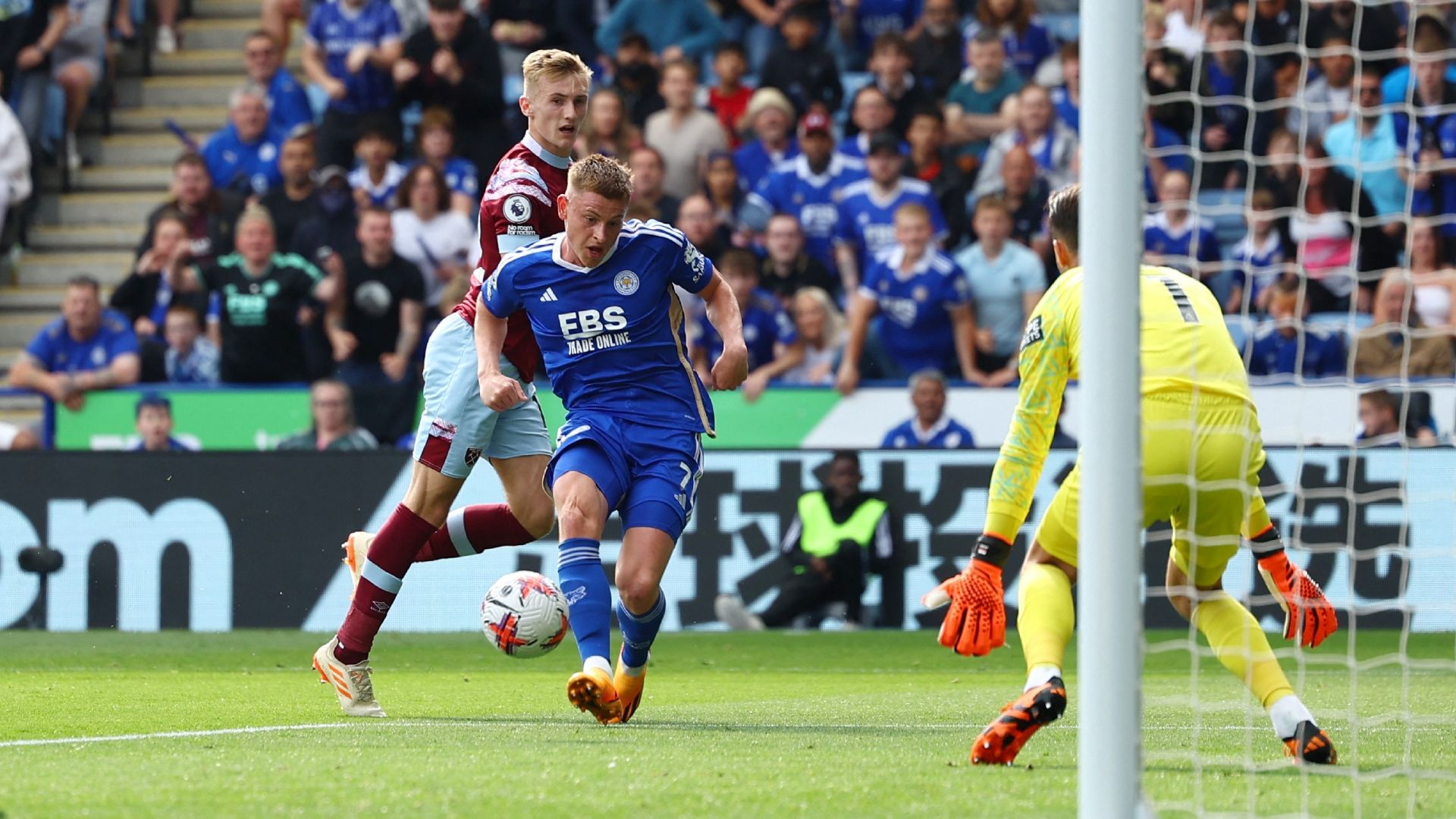 Harvey Barnes sends emotional Leicester message as Newcastle transfer ...