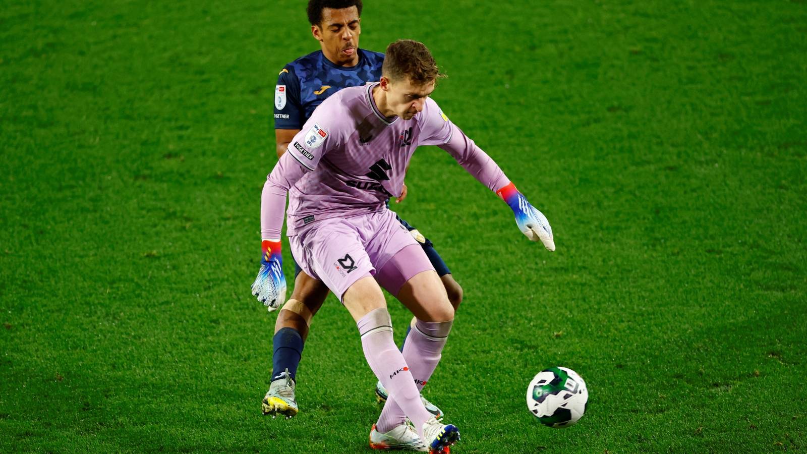 Oxford United set to complete permanent swoop for Chelsea goalkeeper ...