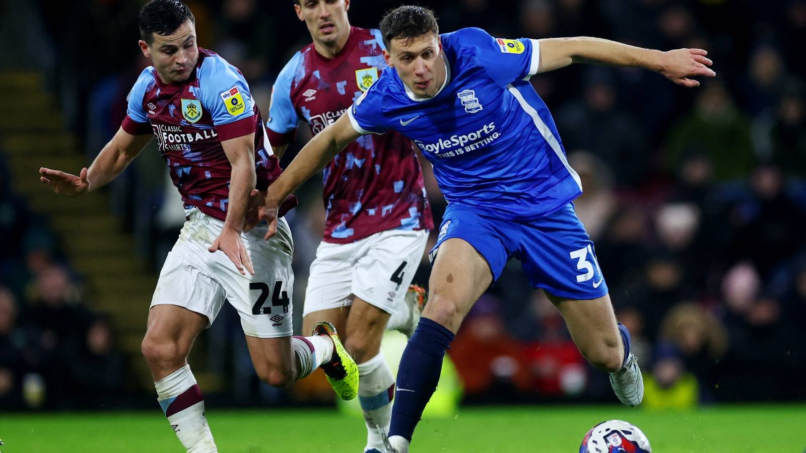 Perbandingan Pendapatan Krystian Bielik di West Brom dan Birmingham City Perbandingan Pendapatan Krystian Bielik di West Brom dan Birmingham City
