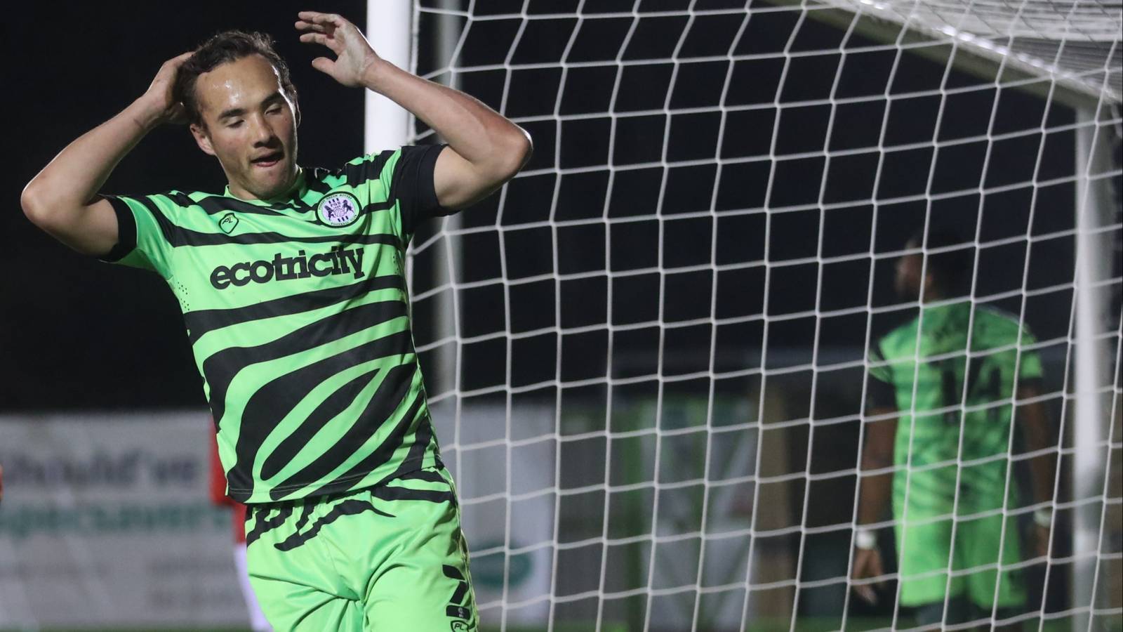 Carlton Palmer encourages Kane Wilson to make Derby County move