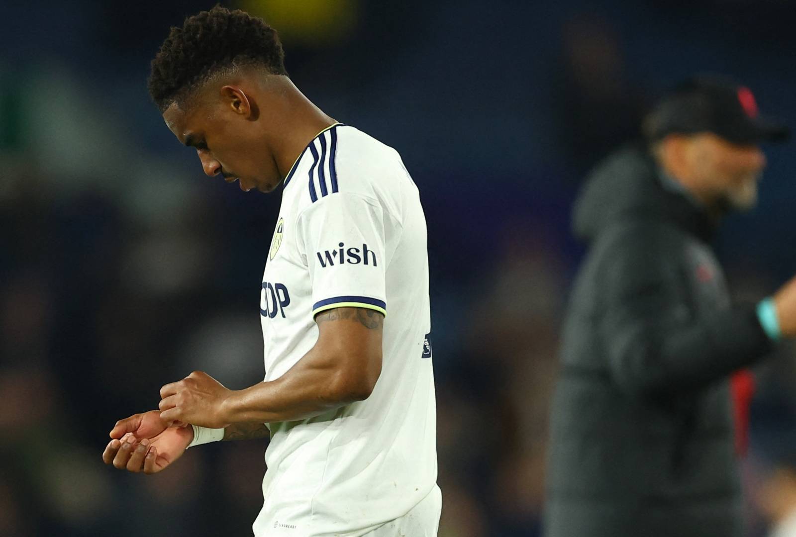 Leeds United should avoid Daniel Farke reunion with Luca Netz amid Junior  Firpo uncertainty