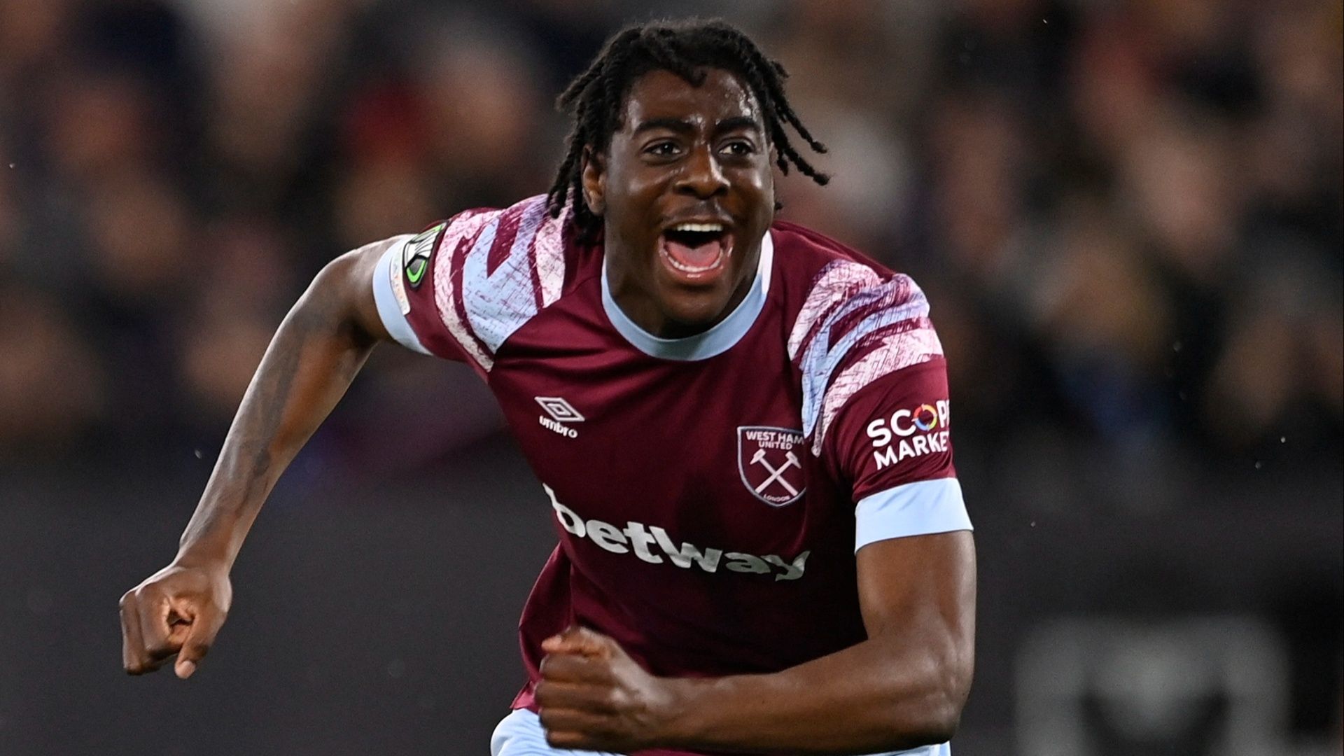 Plymouth should try to sign West Ham starlet Divin Mubama