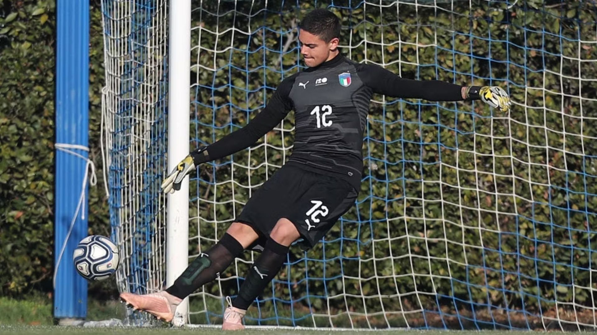 Leeds United You may be very surprised where these 3 exWhites stars